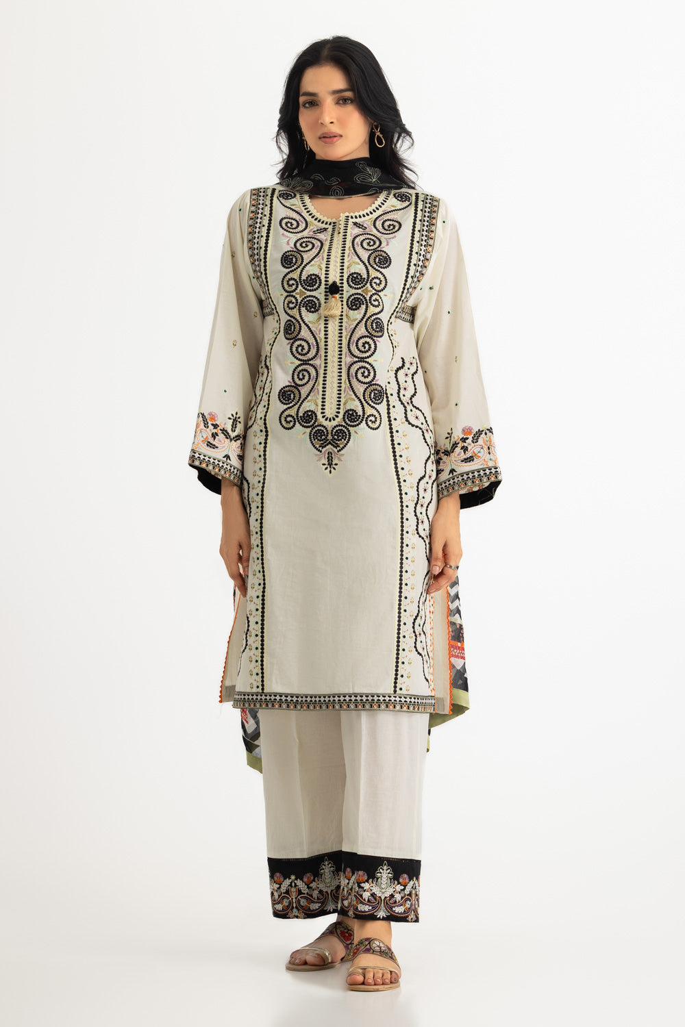 3Pc Cambric Embroidered Suit