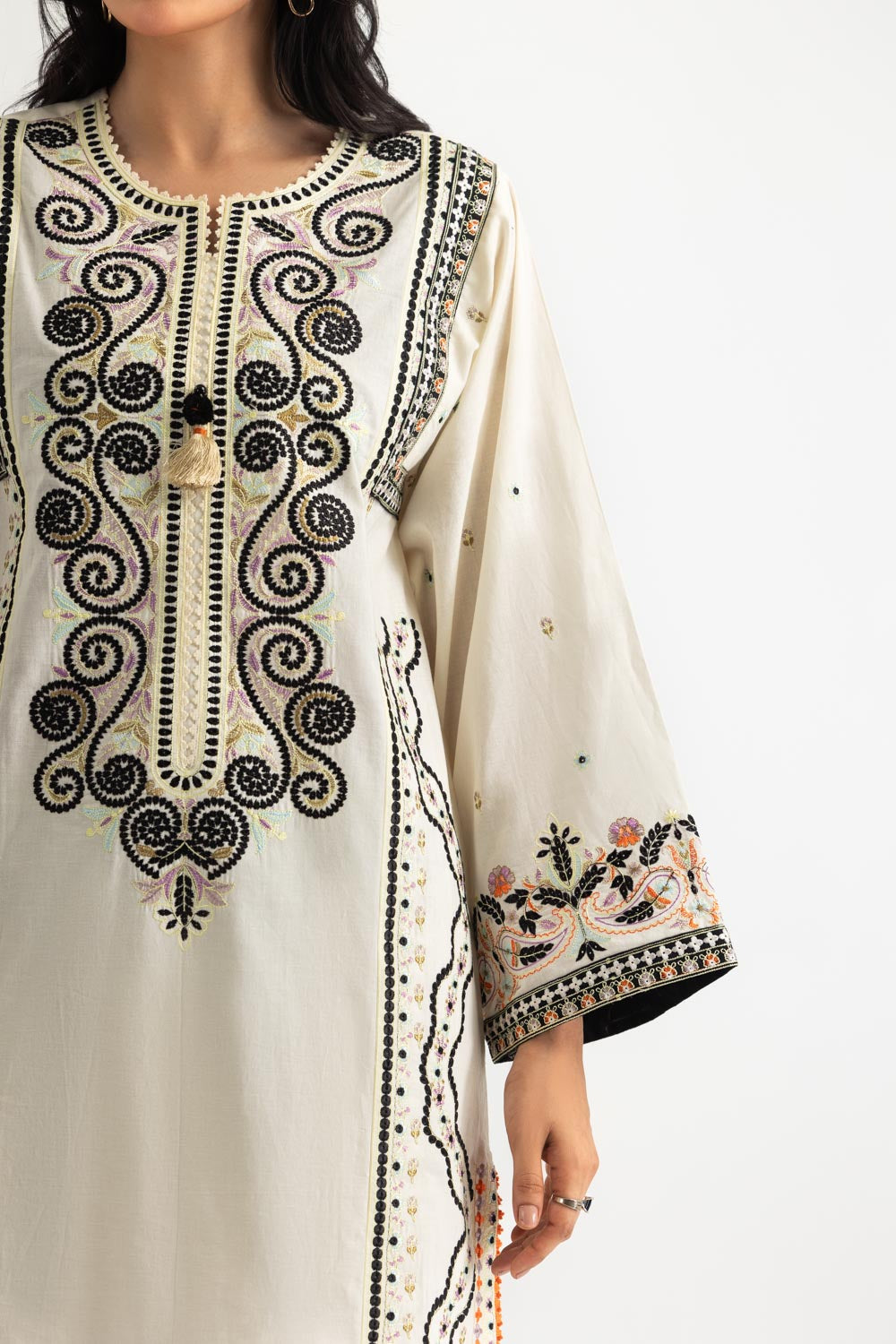 3Pc Cambric Embroidered Suit