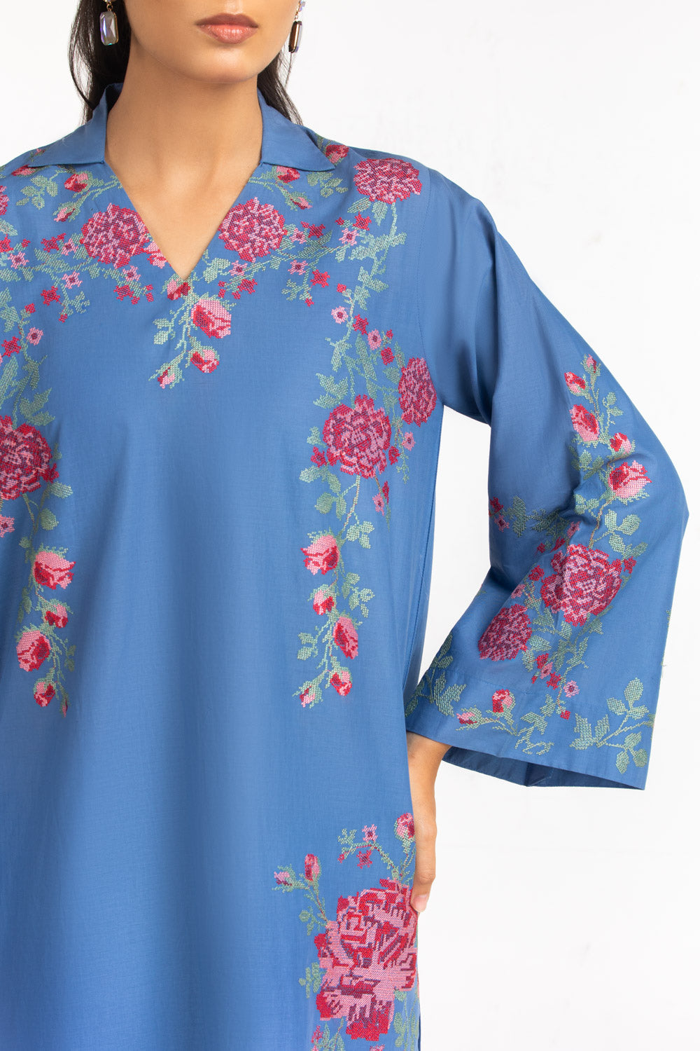 3Pc Cambric Embroidered Suit With Scarf