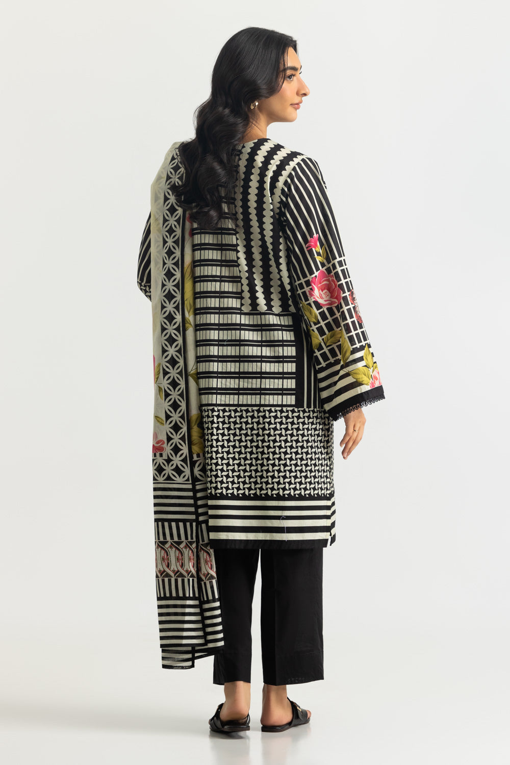 3PC Cambric Printed Suit With Embroidered