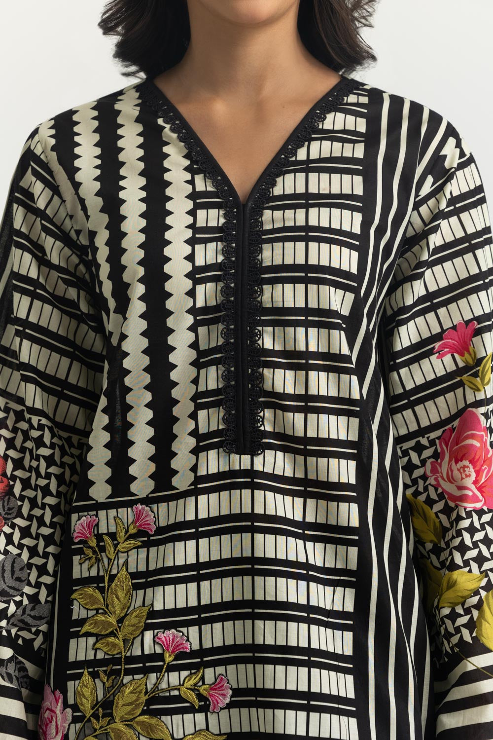 3PC Cambric Printed Suit With Embroidered