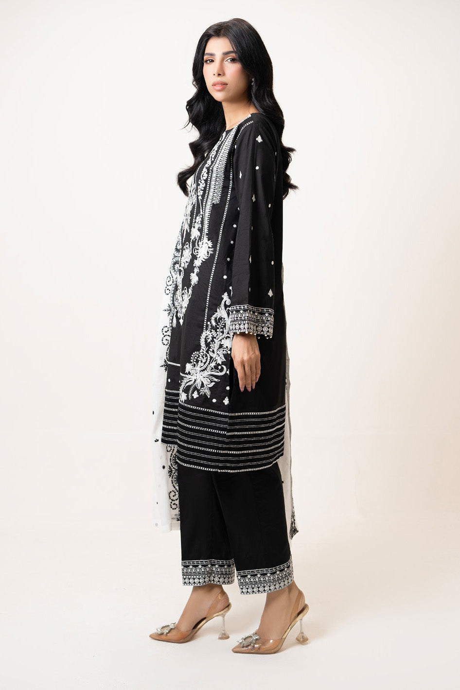 3Pc Jacquard Embroidered Suit