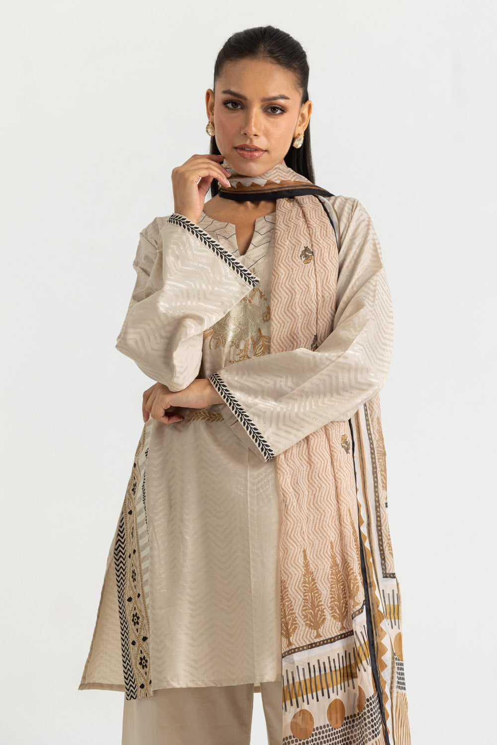 3PC Jacquard Embroidered Suit With Printed