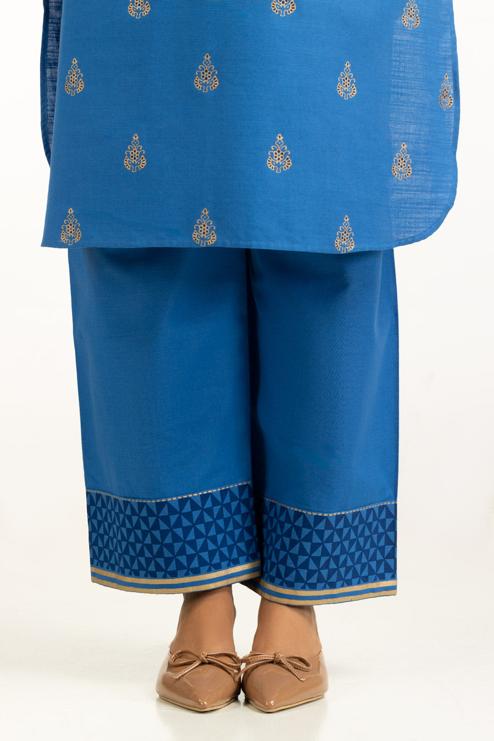 3Pc Khaddar Block Printed Suit