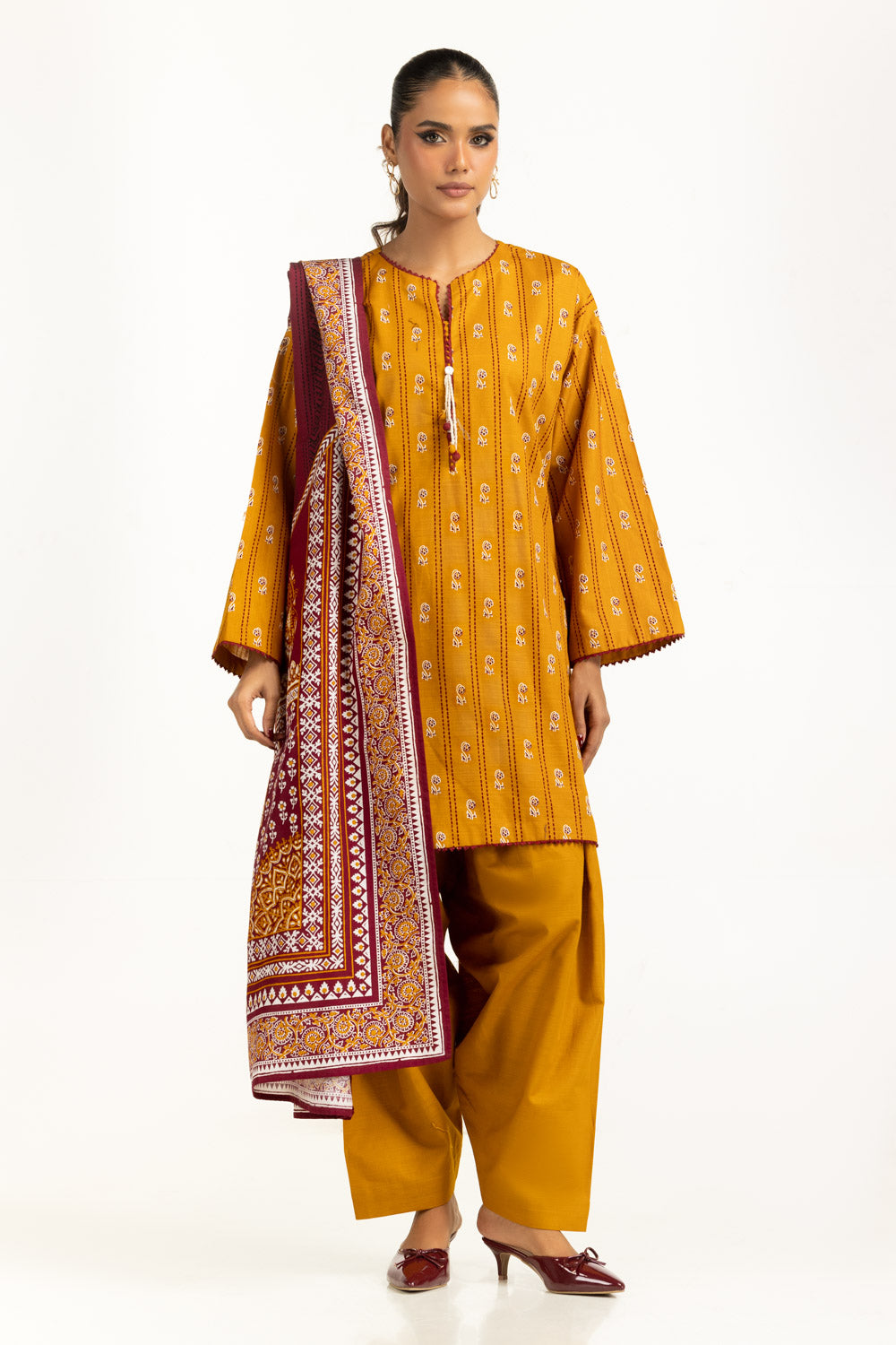 3PC Khaddar Printed Suit