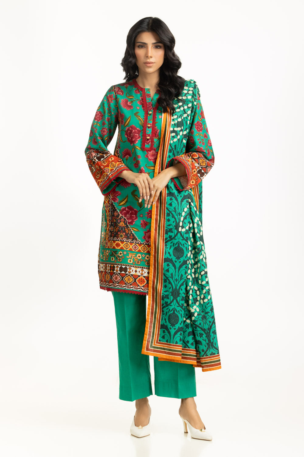 3Pc Khaddar Printed Suit