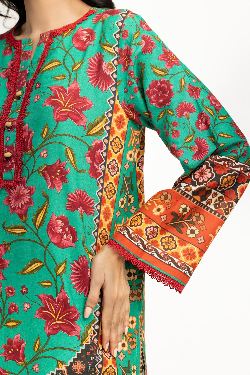 3Pc Khaddar Printed Suit