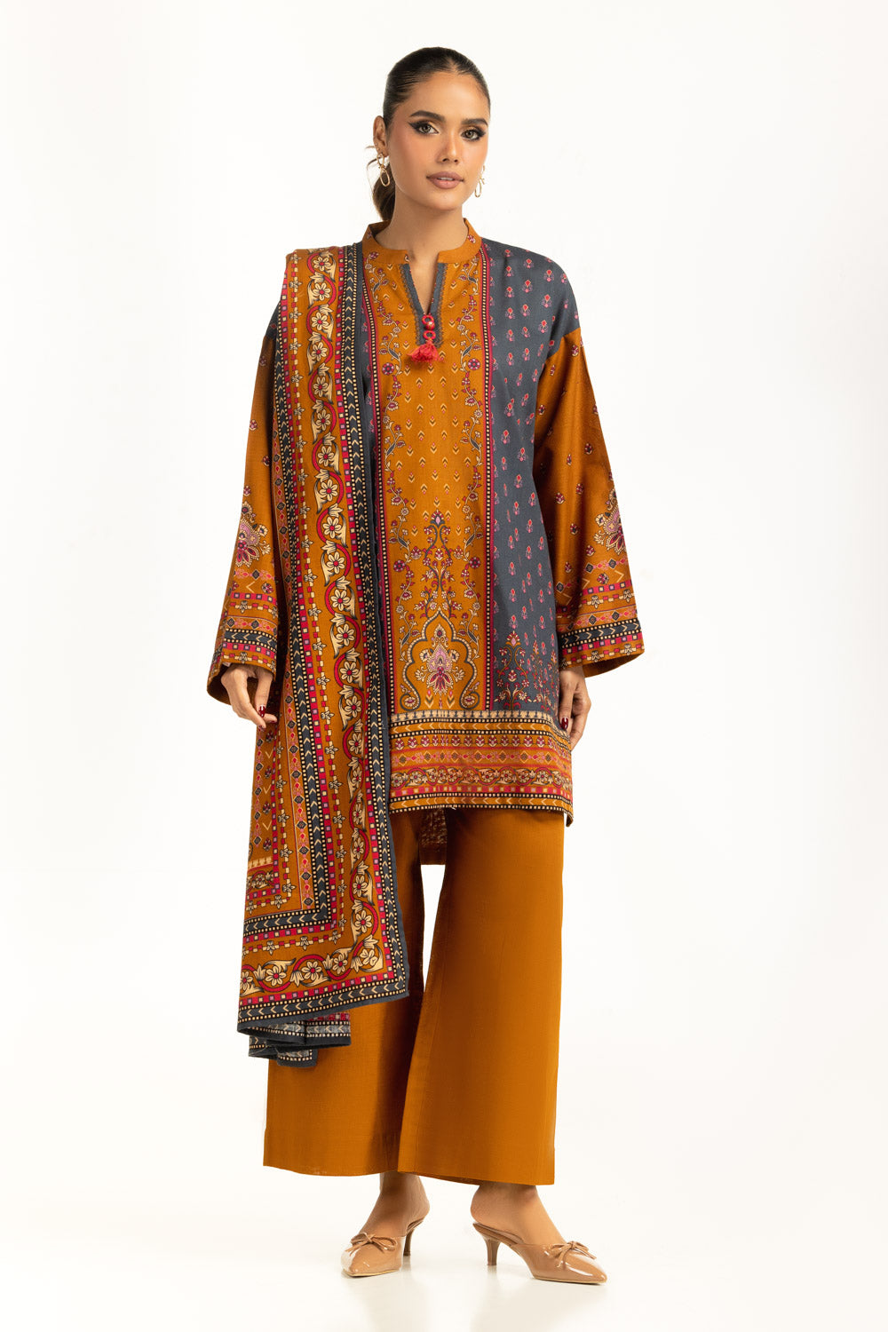 3PC Khaddar Printed Suit