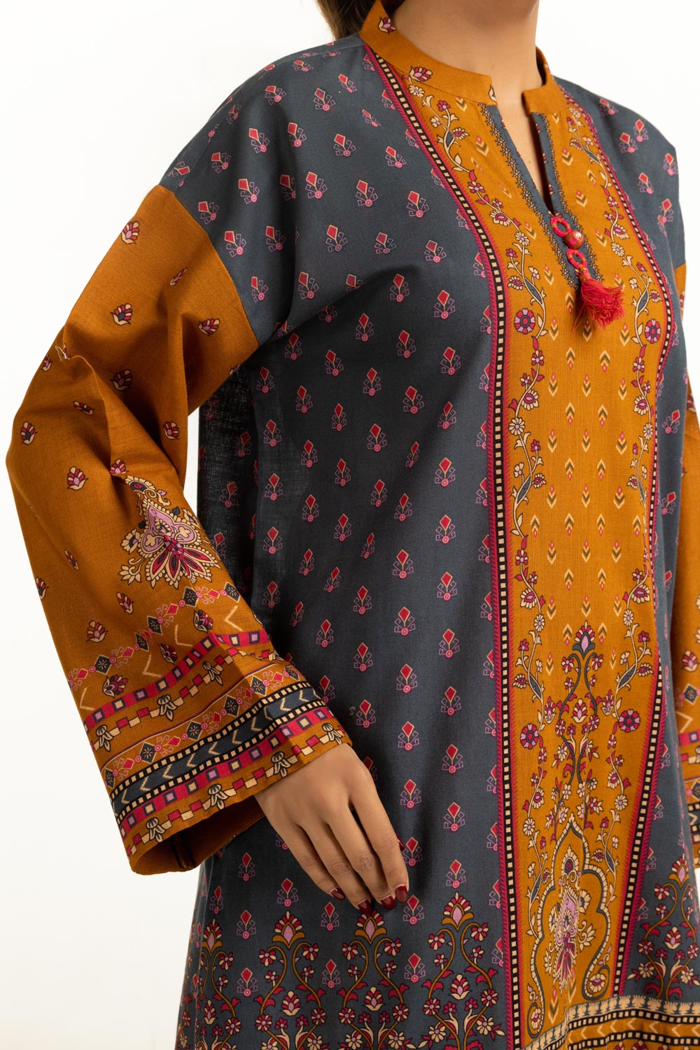 3PC Khaddar Printed Suit