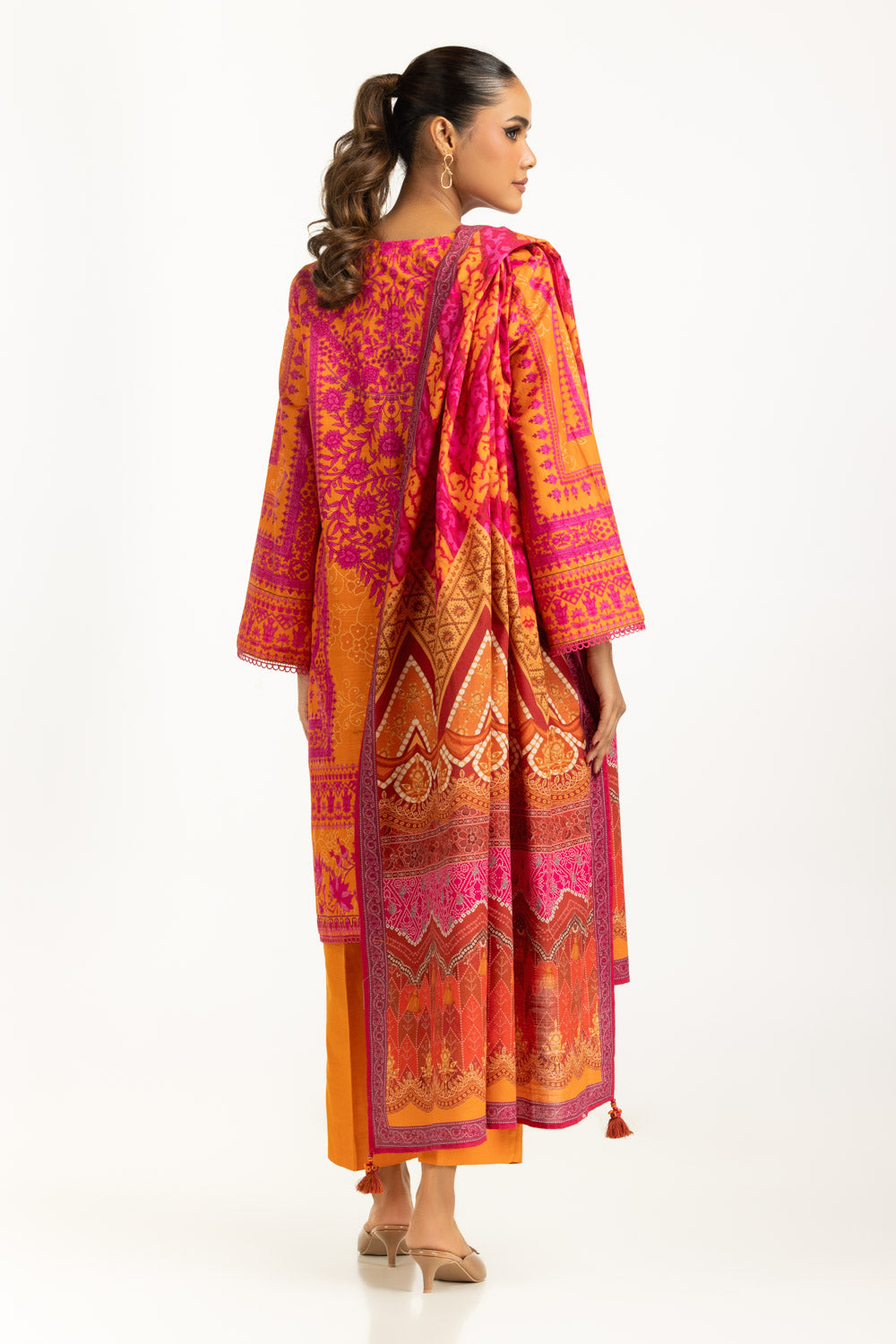 3PC Khaddar Printed Suit