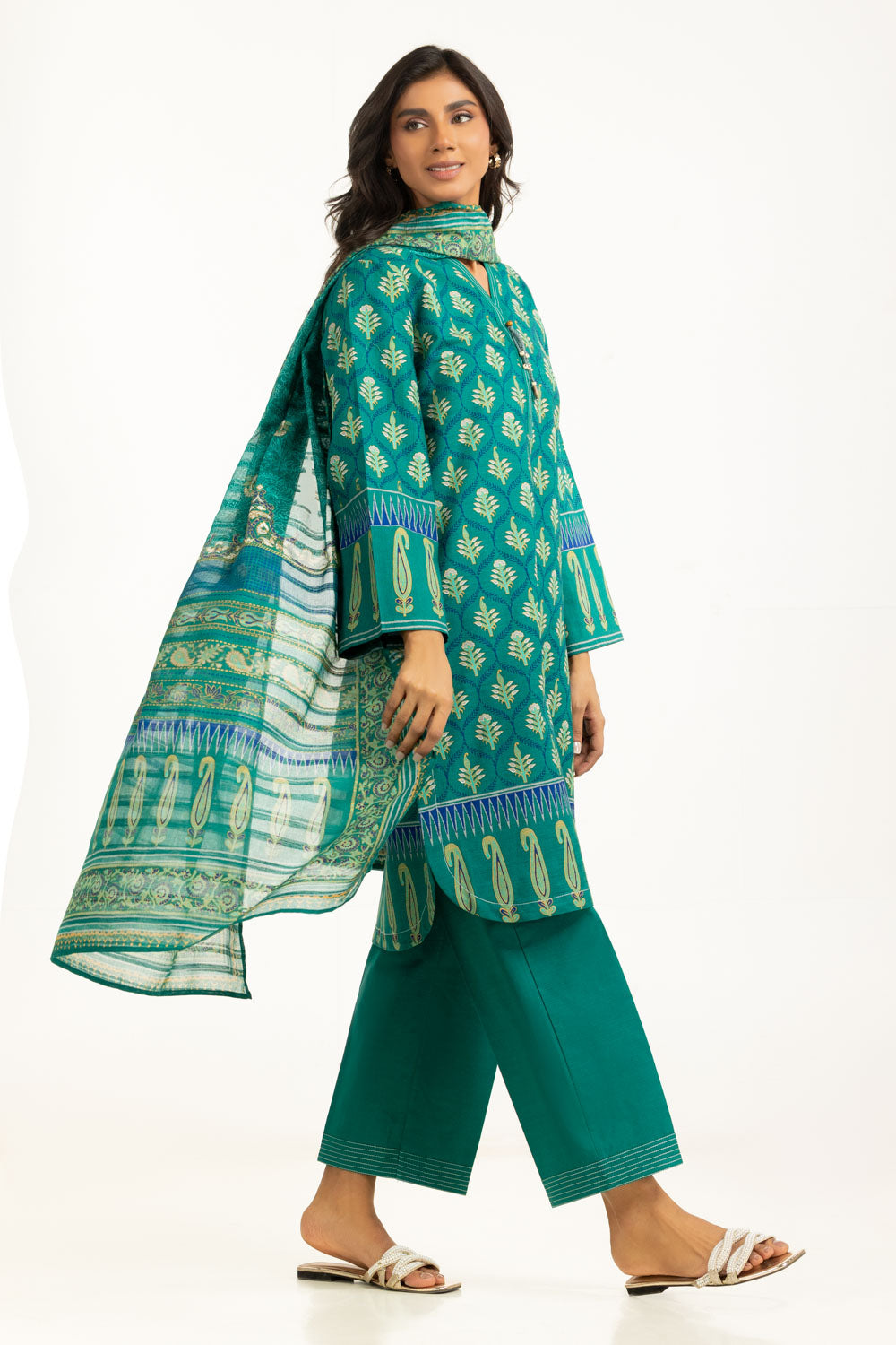 3PC Khaddar Printed Suit
