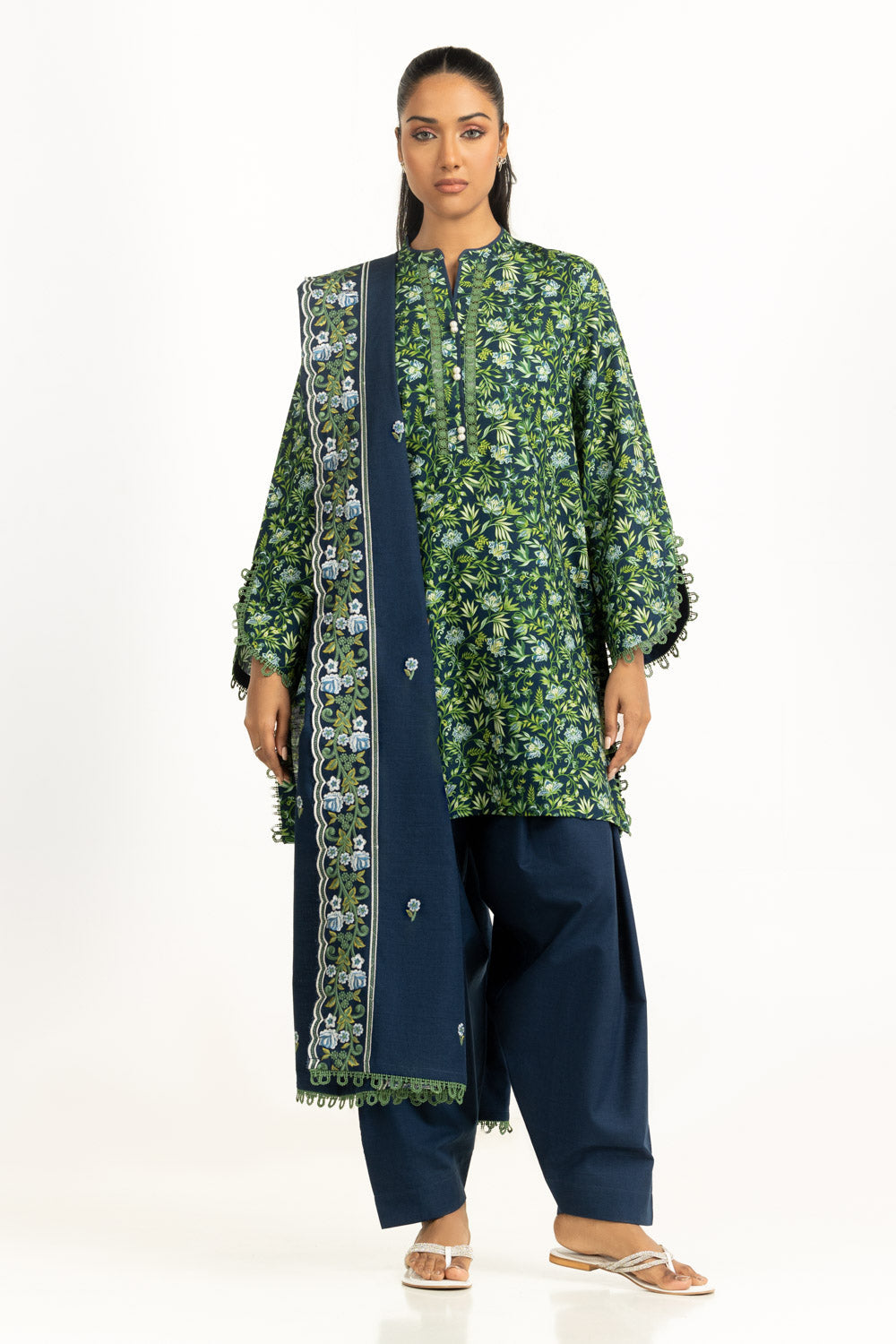 3Pc Khaddar Printed Suit