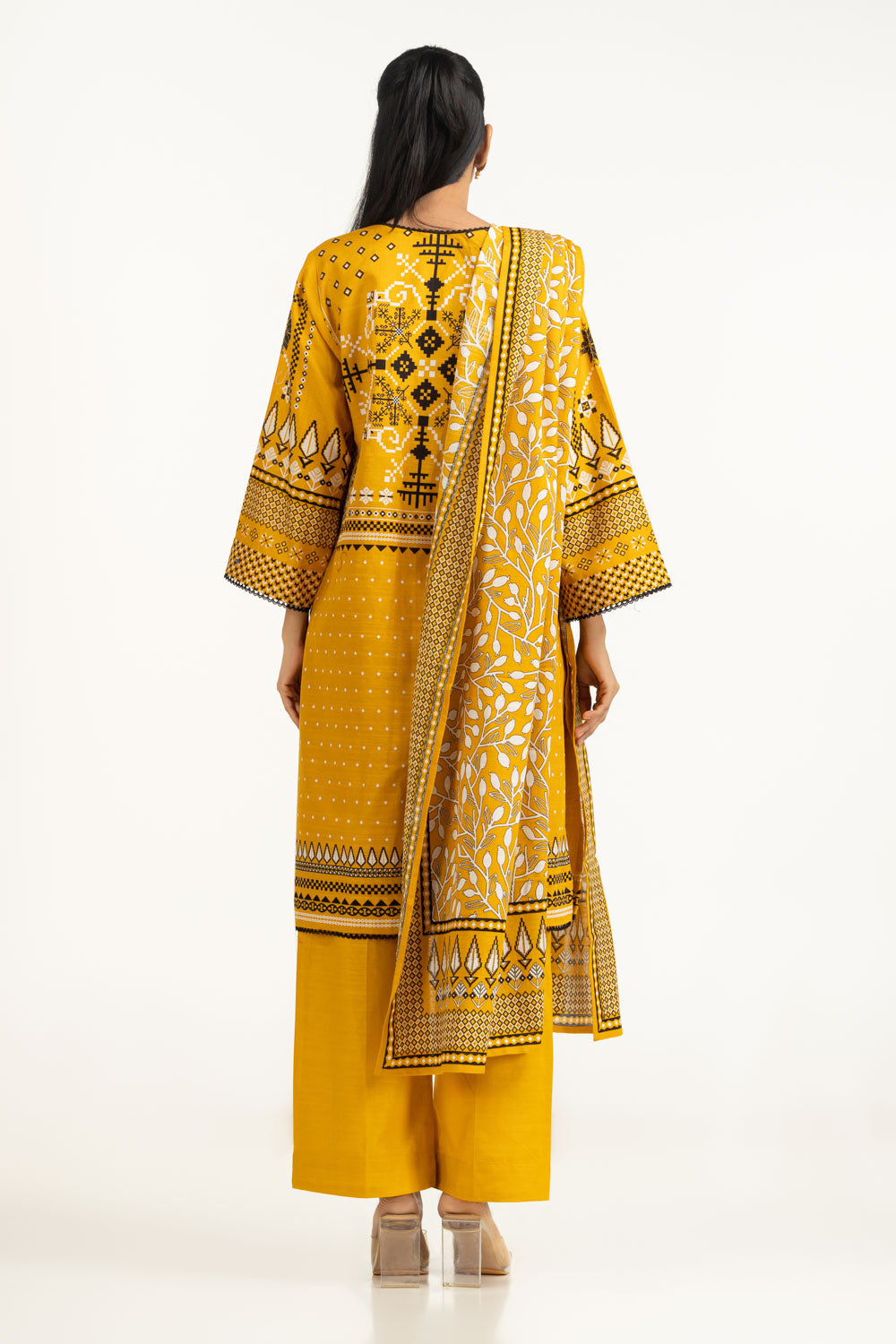 3Pc Khaddar Printed Suit