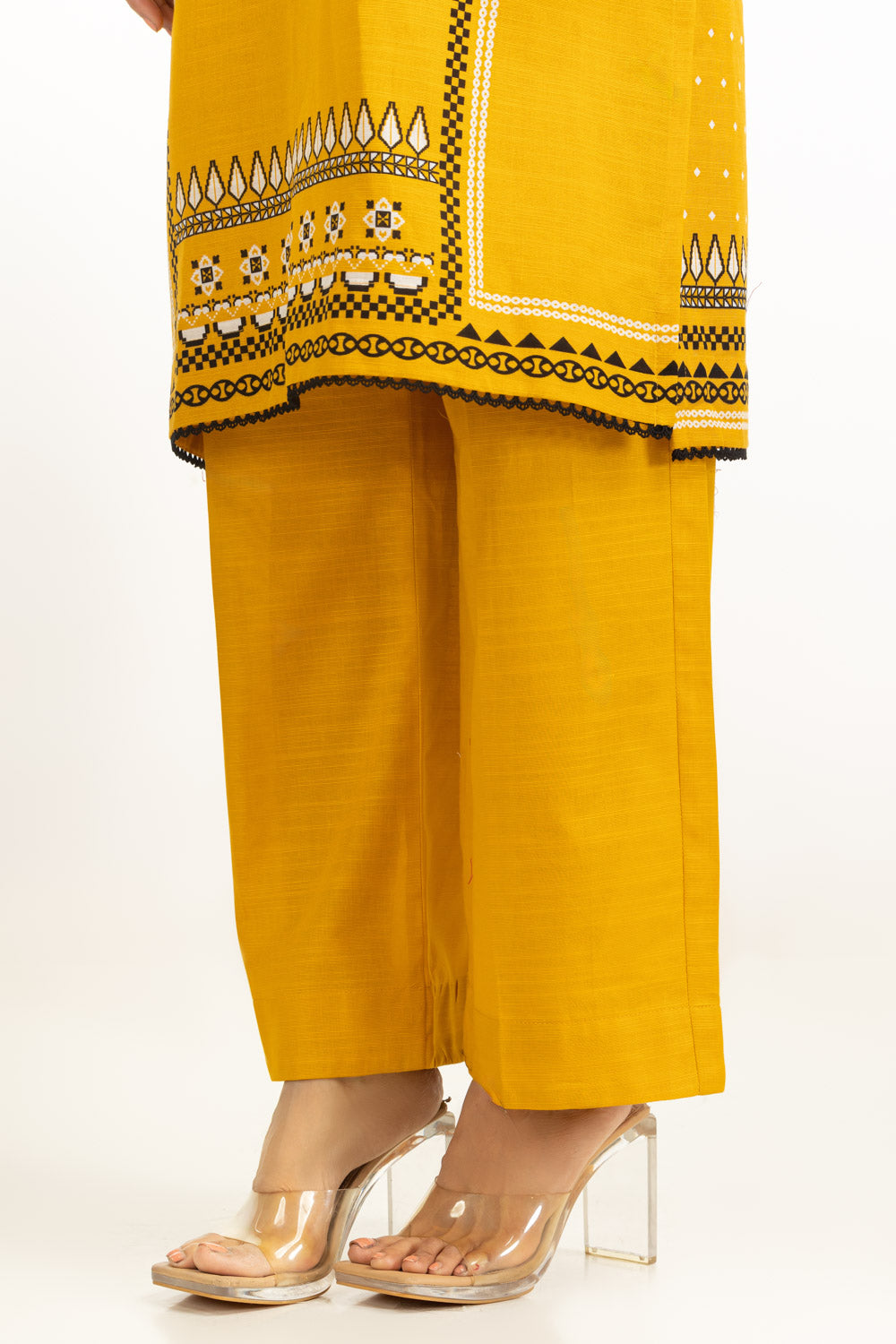 3Pc Khaddar Printed Suit