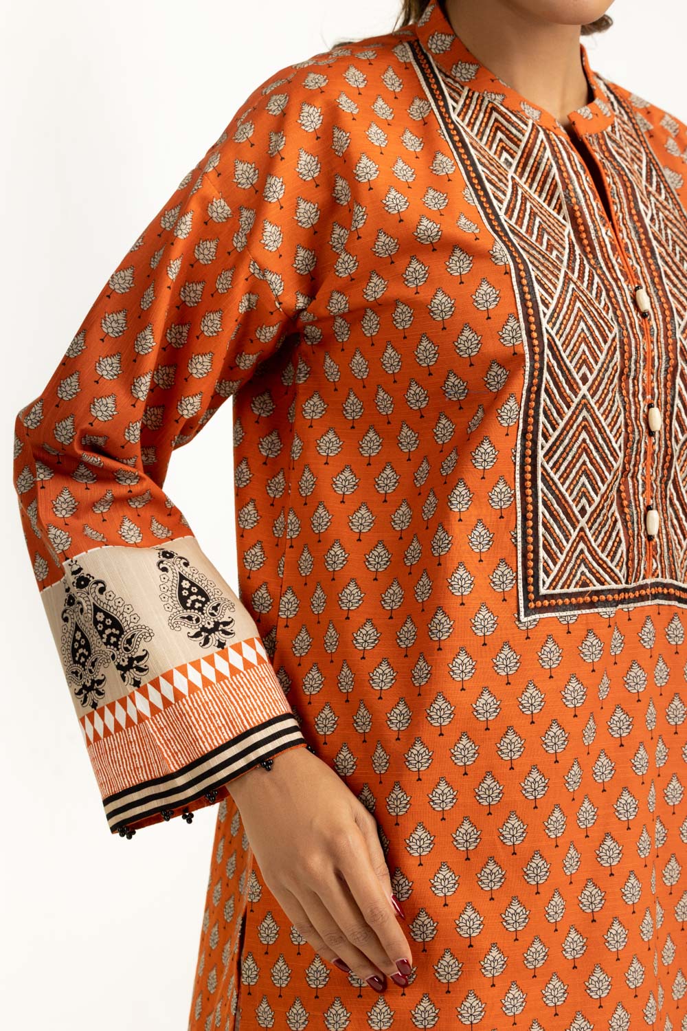 3PC Khaddar Printed Suit With Embroidered