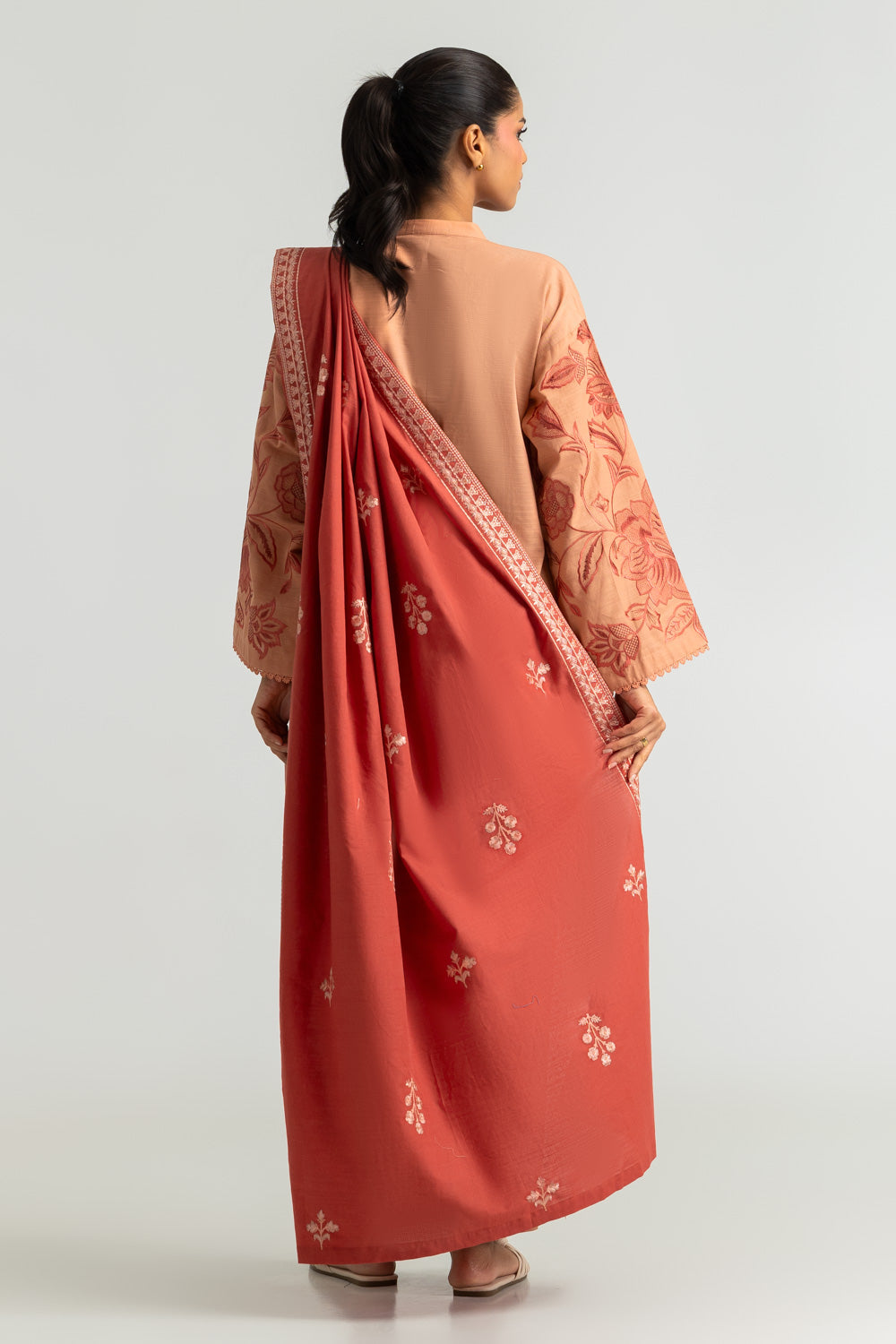 3PC Khaddar Slub Embroidered Suit