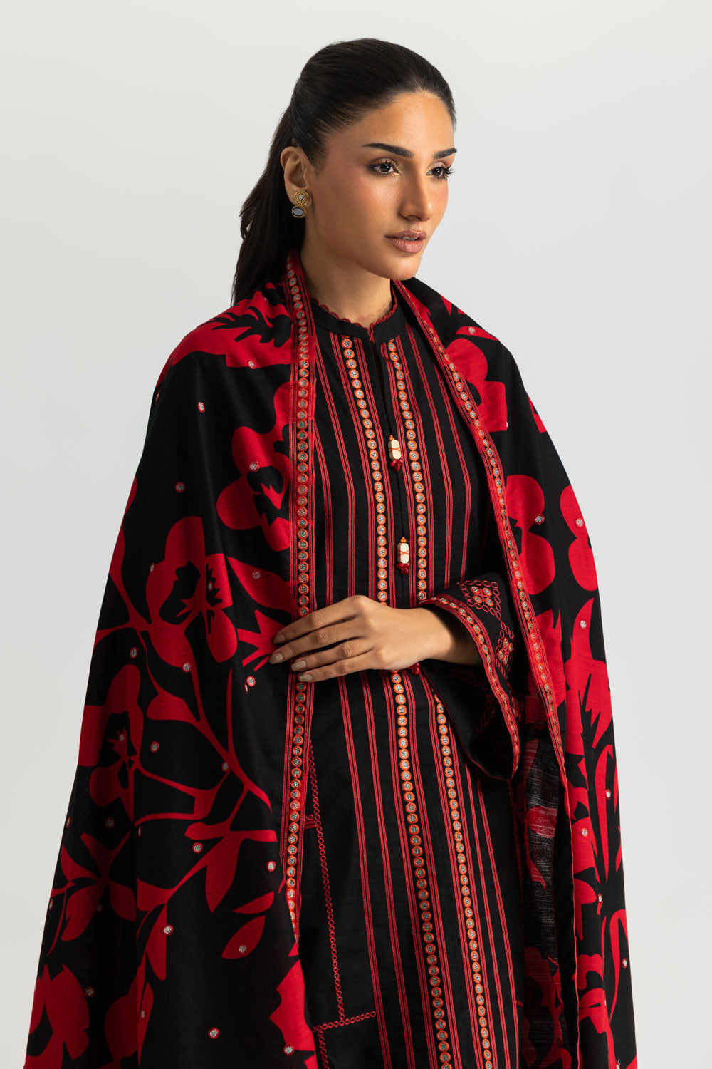 3PC Khaddar Slub Embroidered Suit With Printed