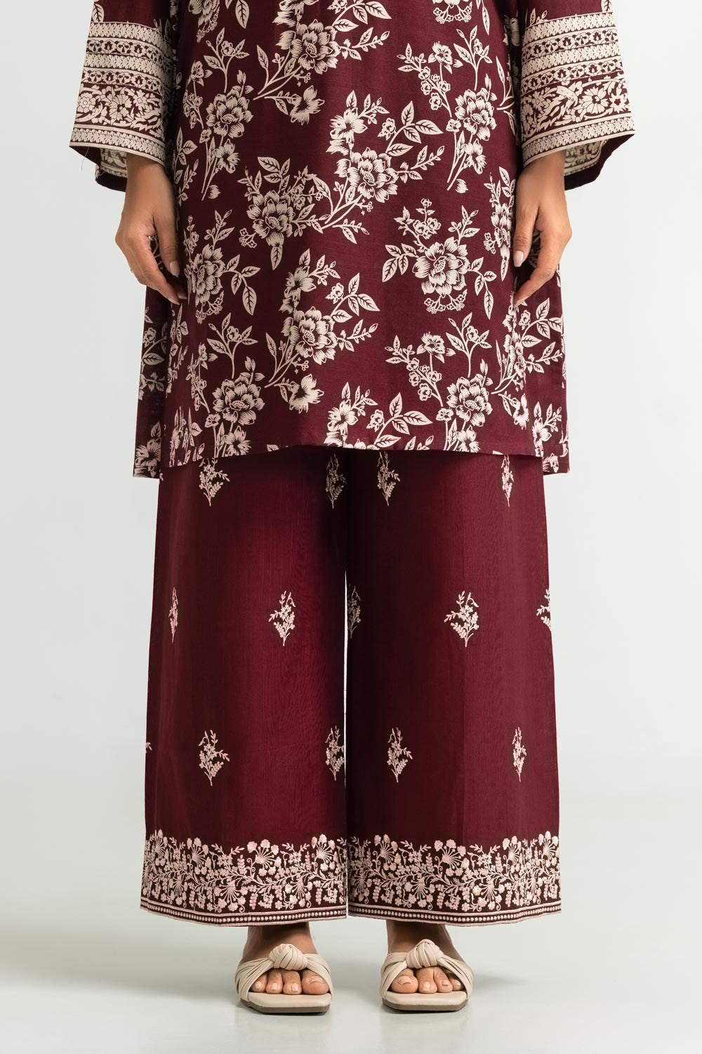 3PC Khaddar Slub Embroidered Suit With Printed