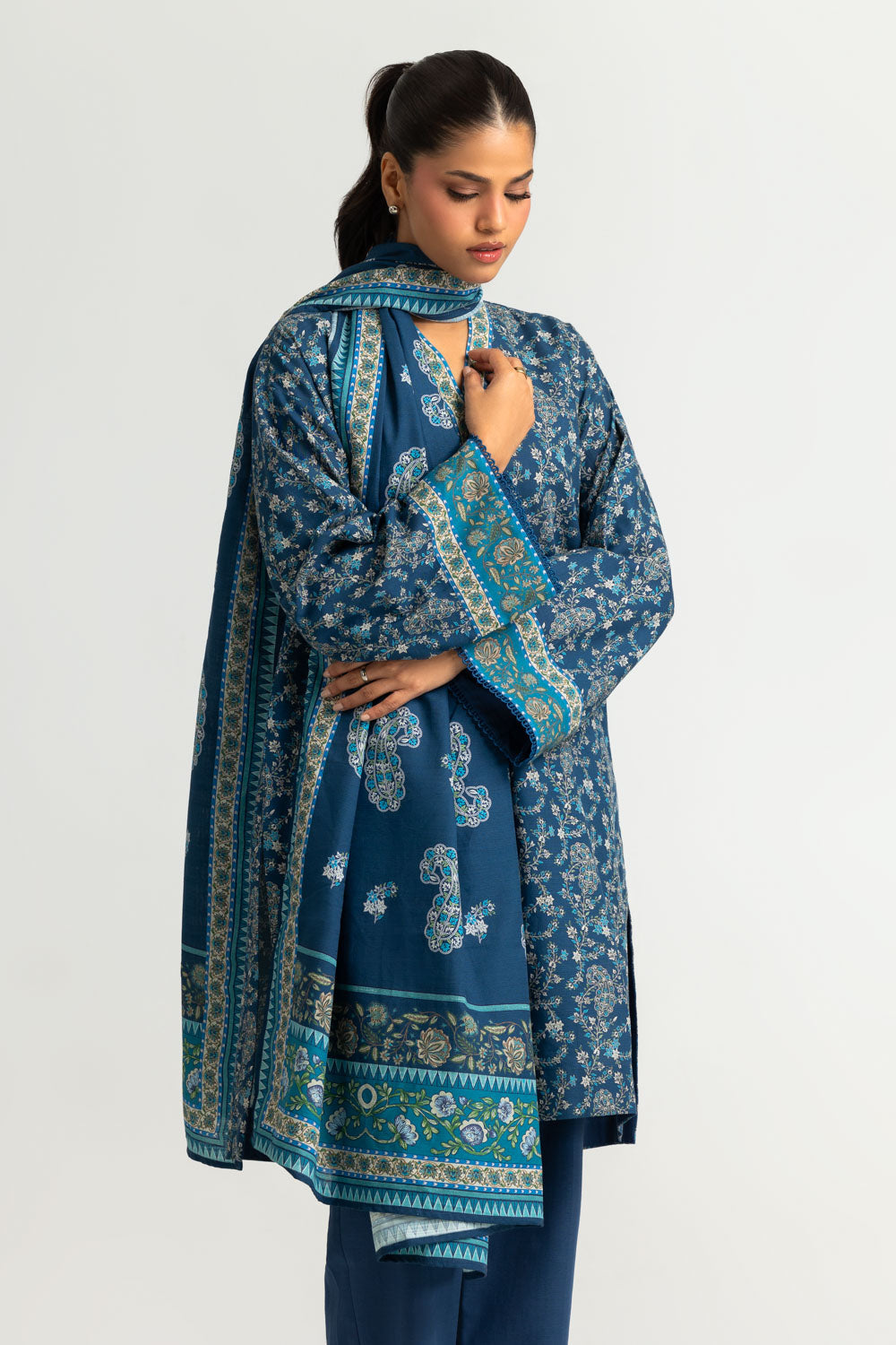 3PC Khaddar Slub Printed Suit