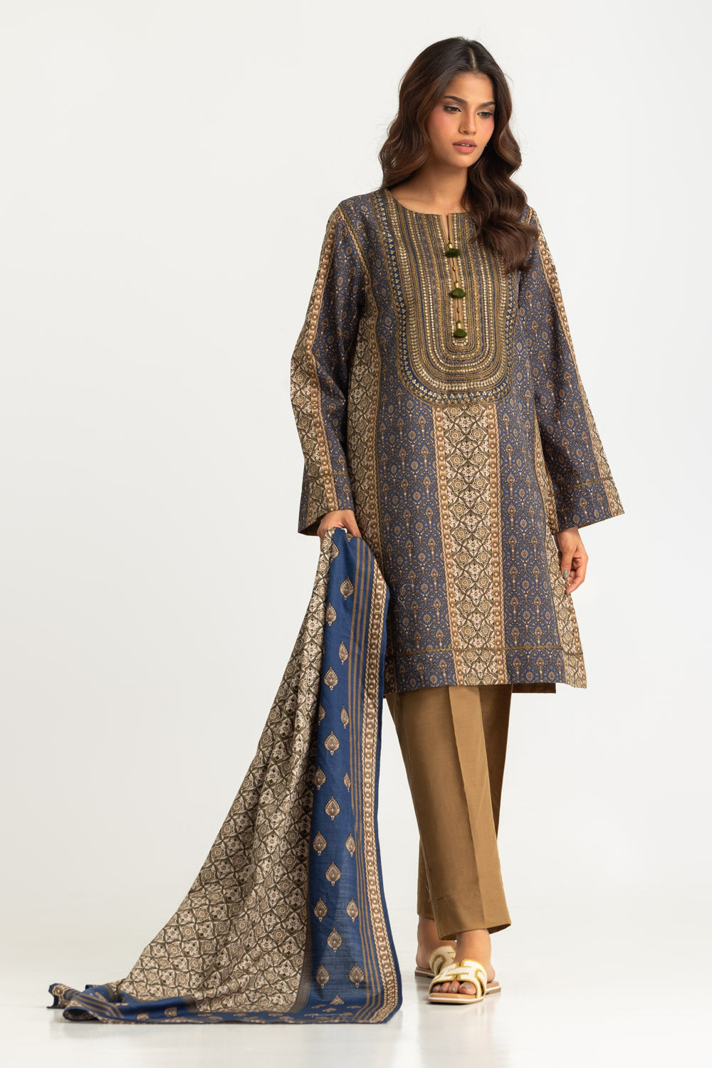 3PC Khaddar Slub Printed Suit With Embroidered