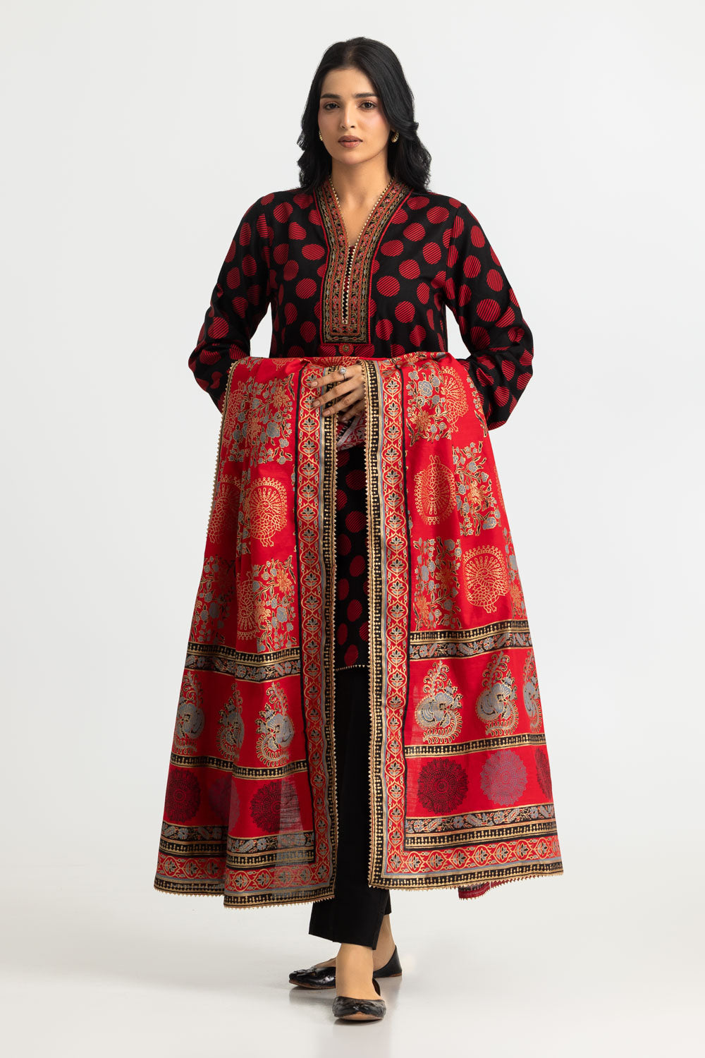 3PC Khaddar Slub Printed Suit With Embroidered