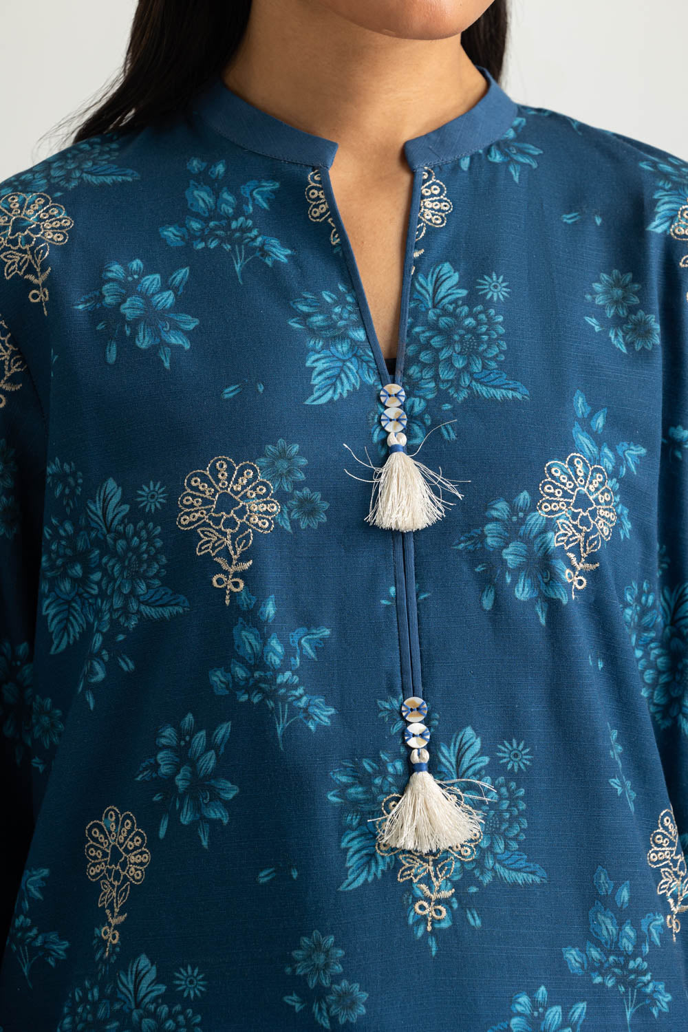 3PC Khaddar Slub Printed Suit With Embroidered