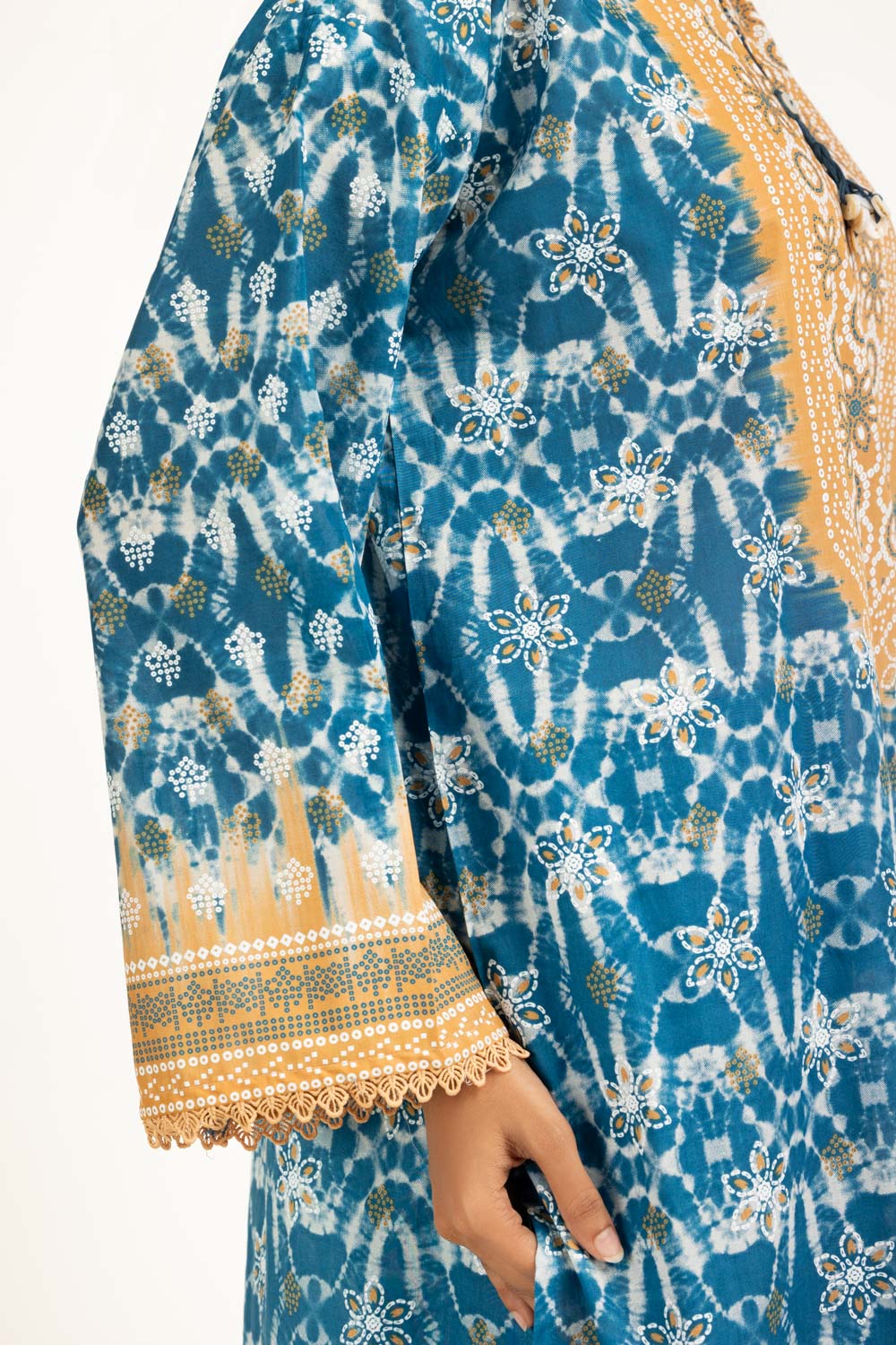 3Pc Lacquer Printed Lawn Suit