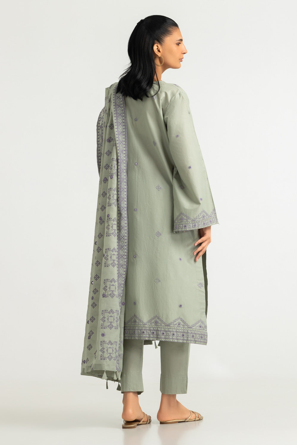 3PC Lawn Embroidered Suit