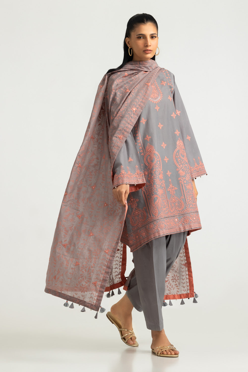3PC Lawn Embroidered Suit