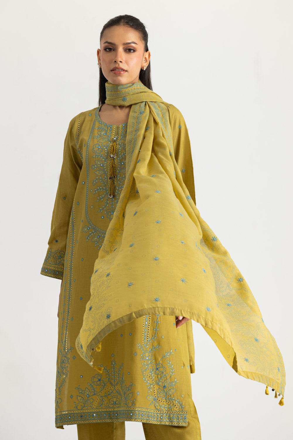 3PC Lawn Embroidered Suit