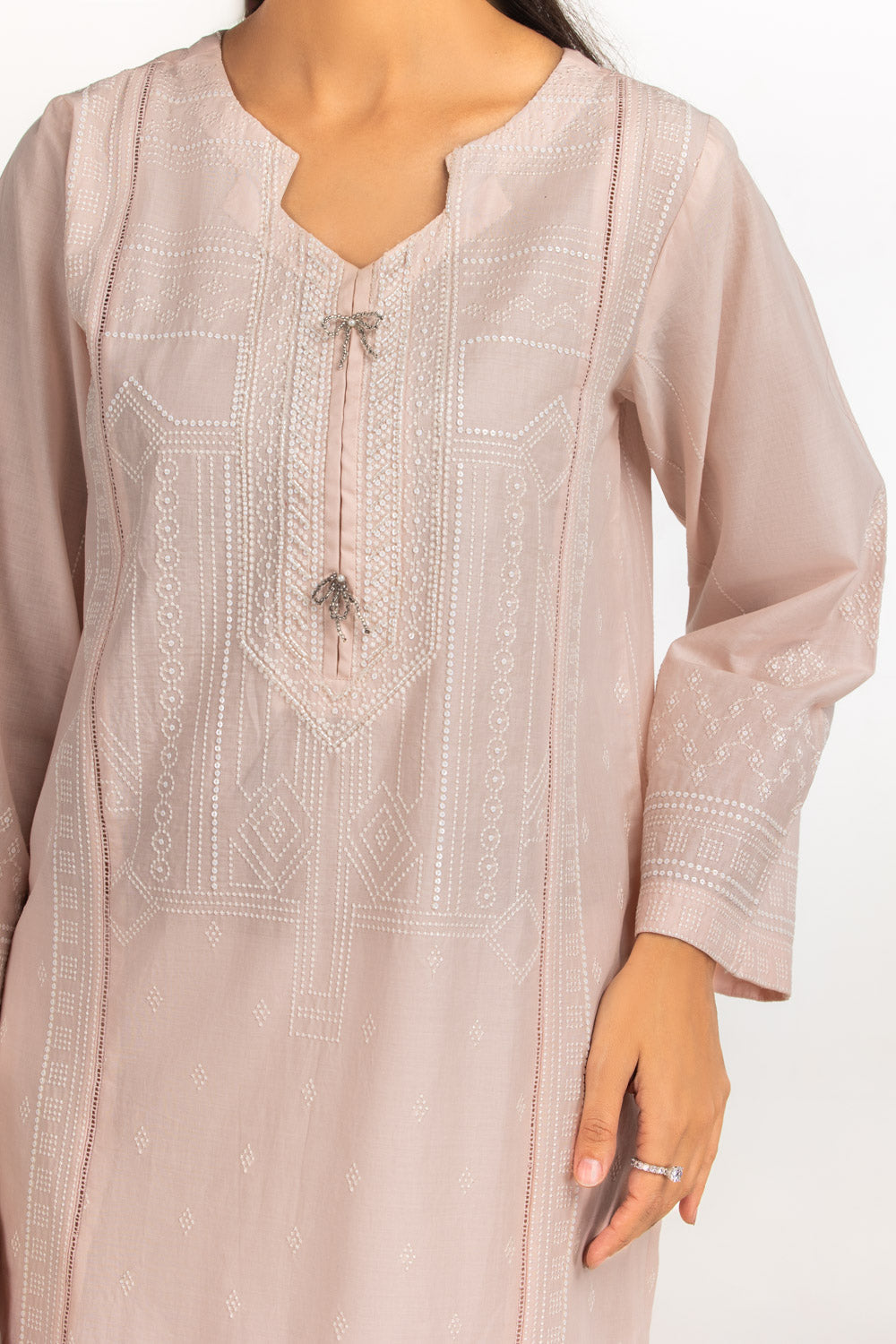 3Pc Lawn Embroidered Suit