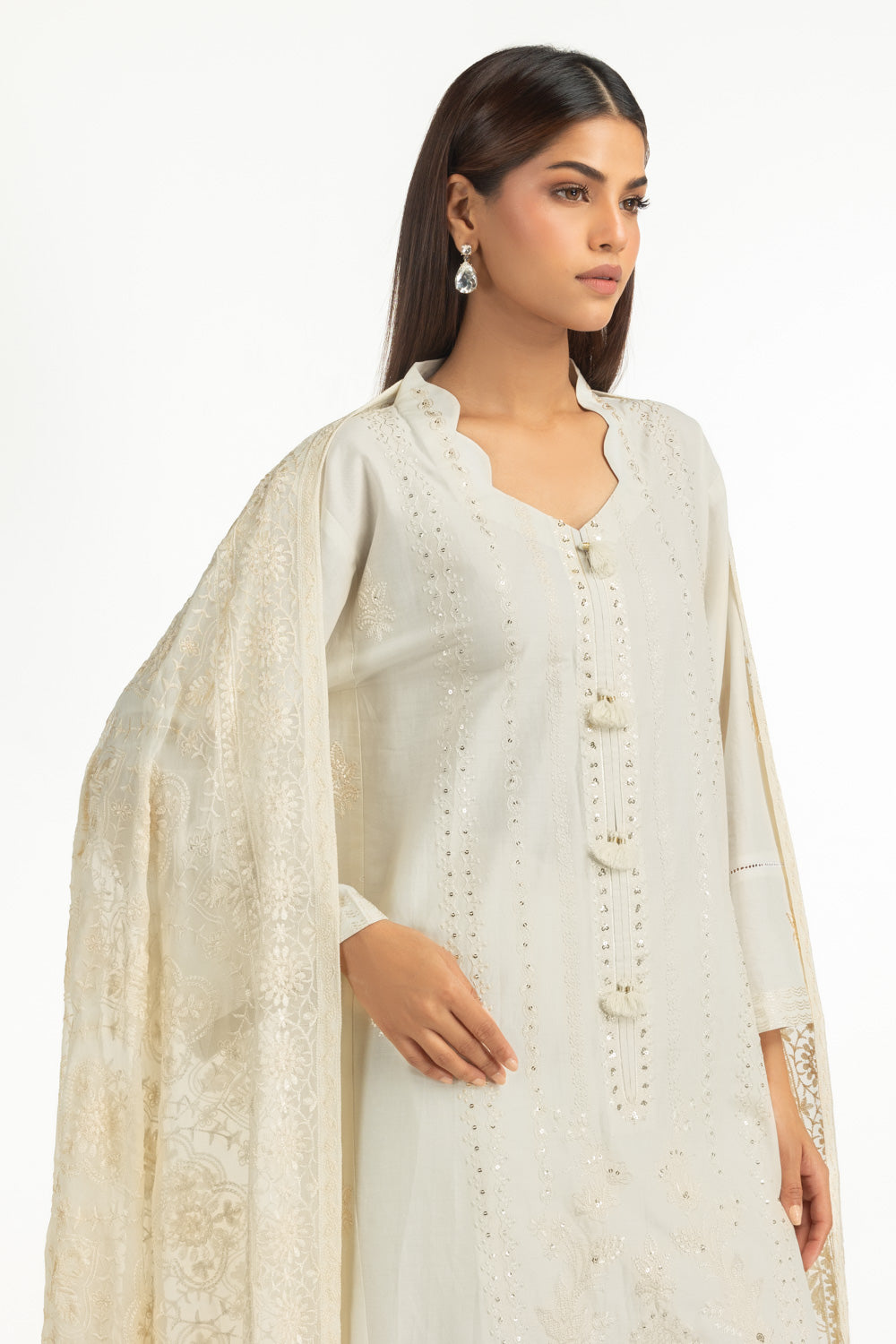 3Pc Lawn Embroidered Suit