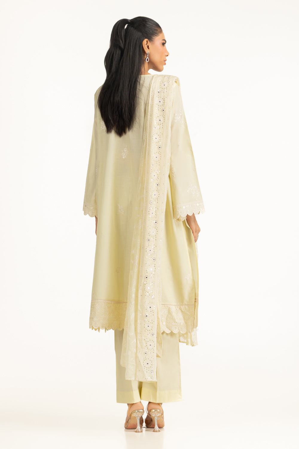 3Pc Lawn Embroidered Suit