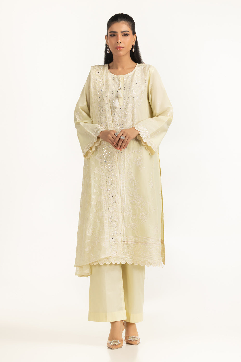 3Pc Lawn Embroidered Suit