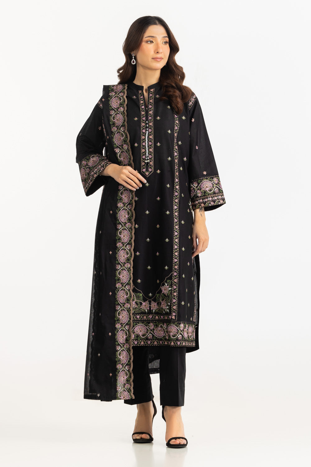 3PC Lawn Embroidered Suit