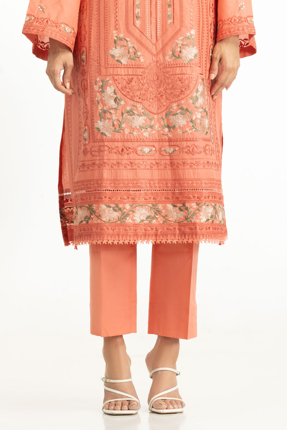 3PC Lawn Embroidered Suit