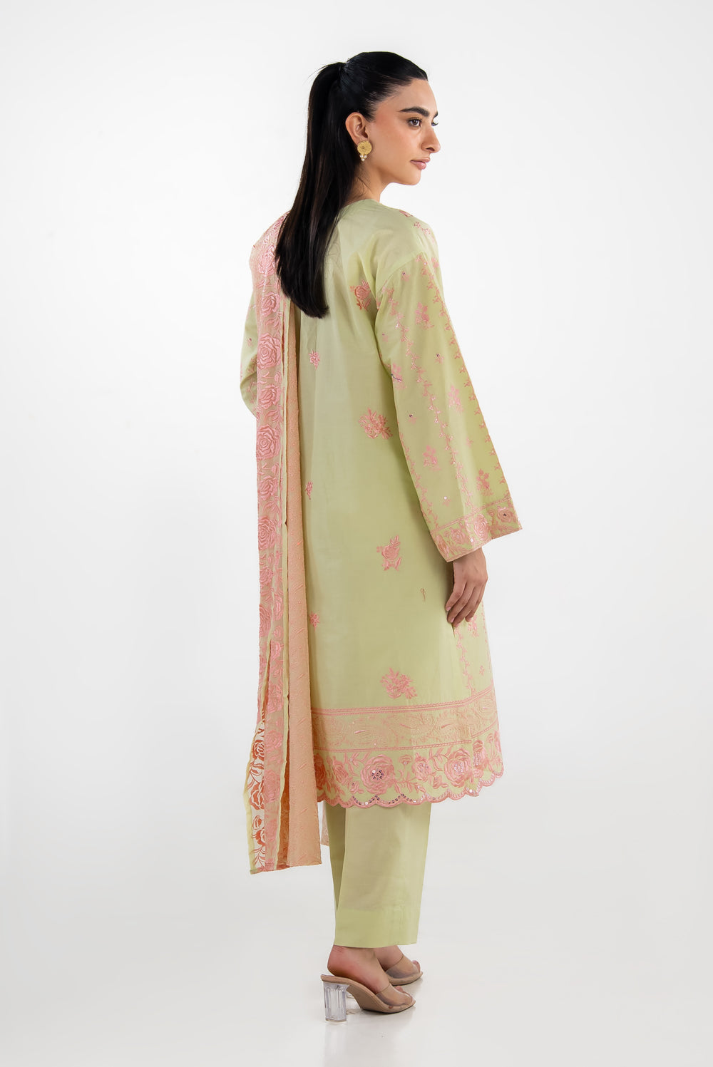 3Pc Lawn Embroidered Suit