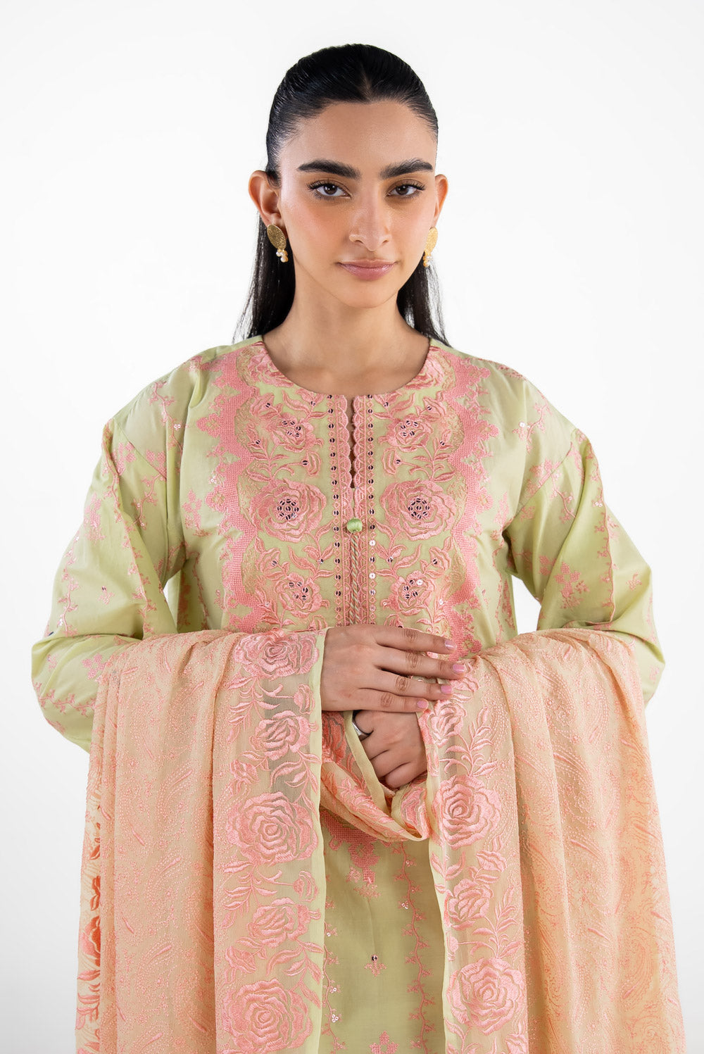 3Pc Lawn Embroidered Suit