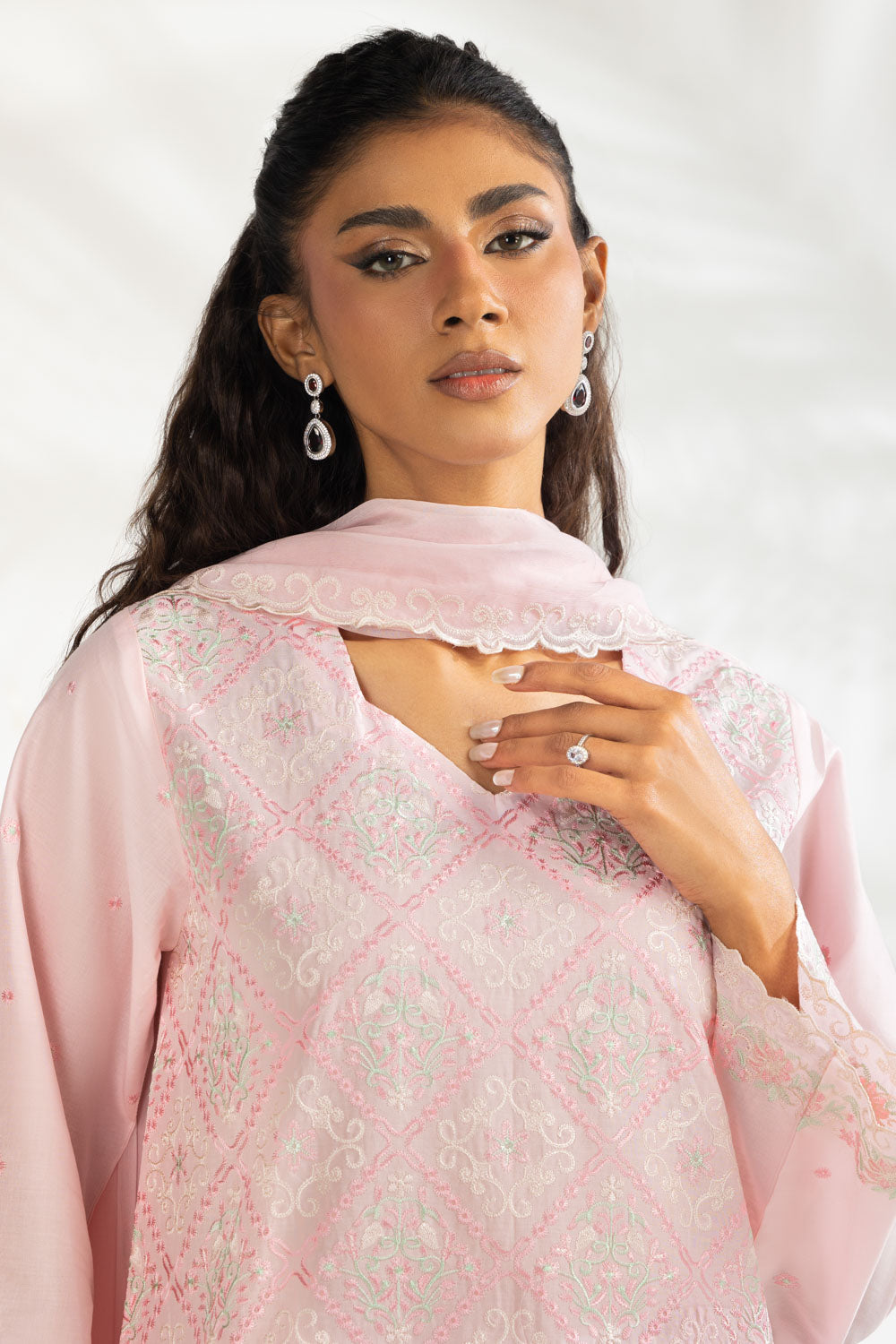 3PC Lawn Embroidered Suit