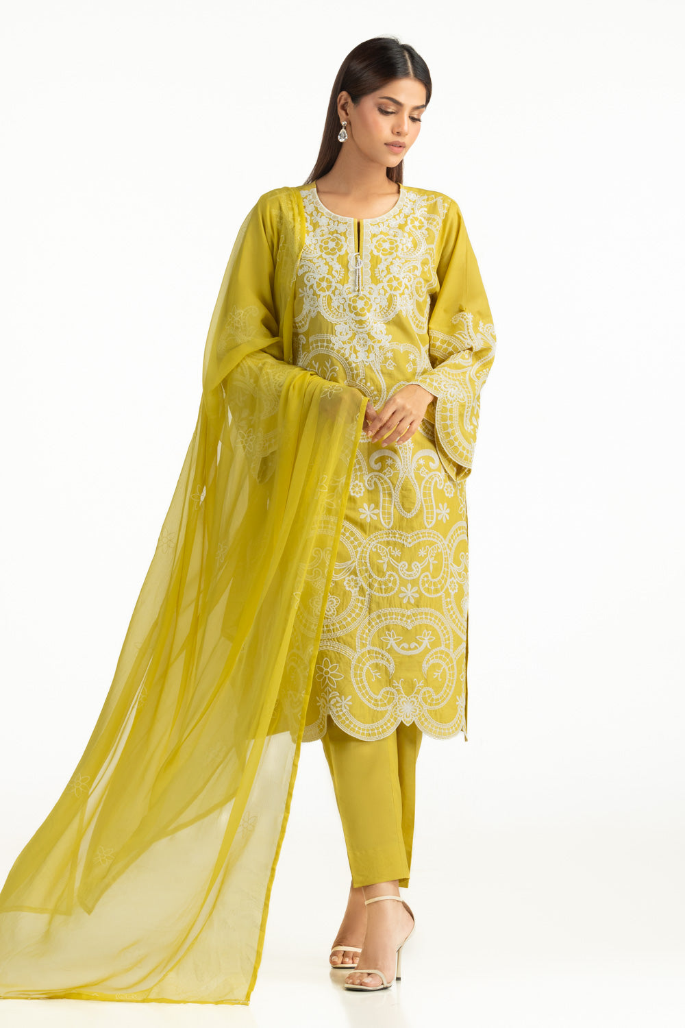 3Pc Lawn Embroidered Suit