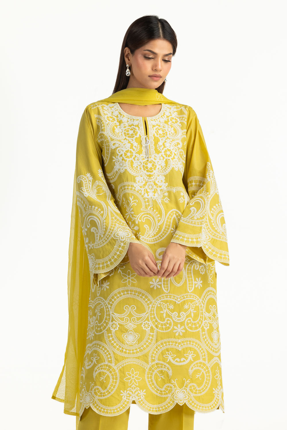 3Pc Lawn Embroidered Suit