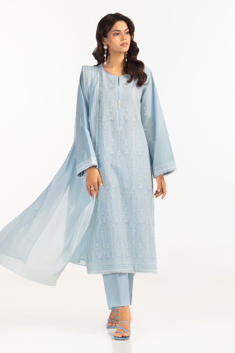 3Pc Lawn Embroidered Suit