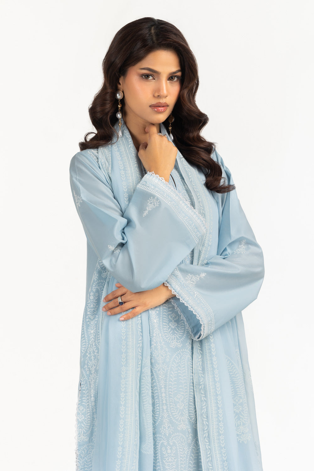 3Pc Lawn Embroidered Suit