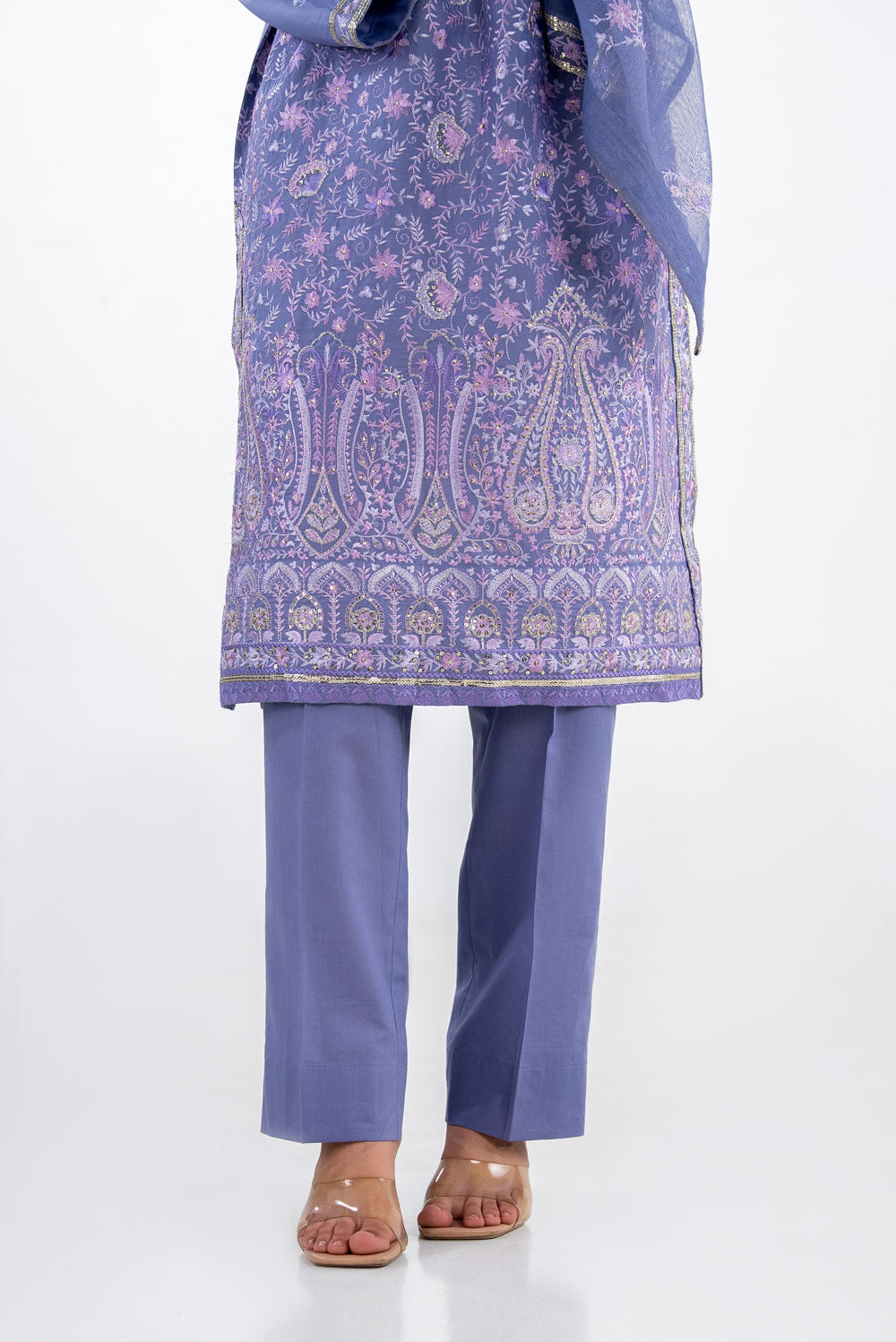 3Pc Lawn Embroidered Suit