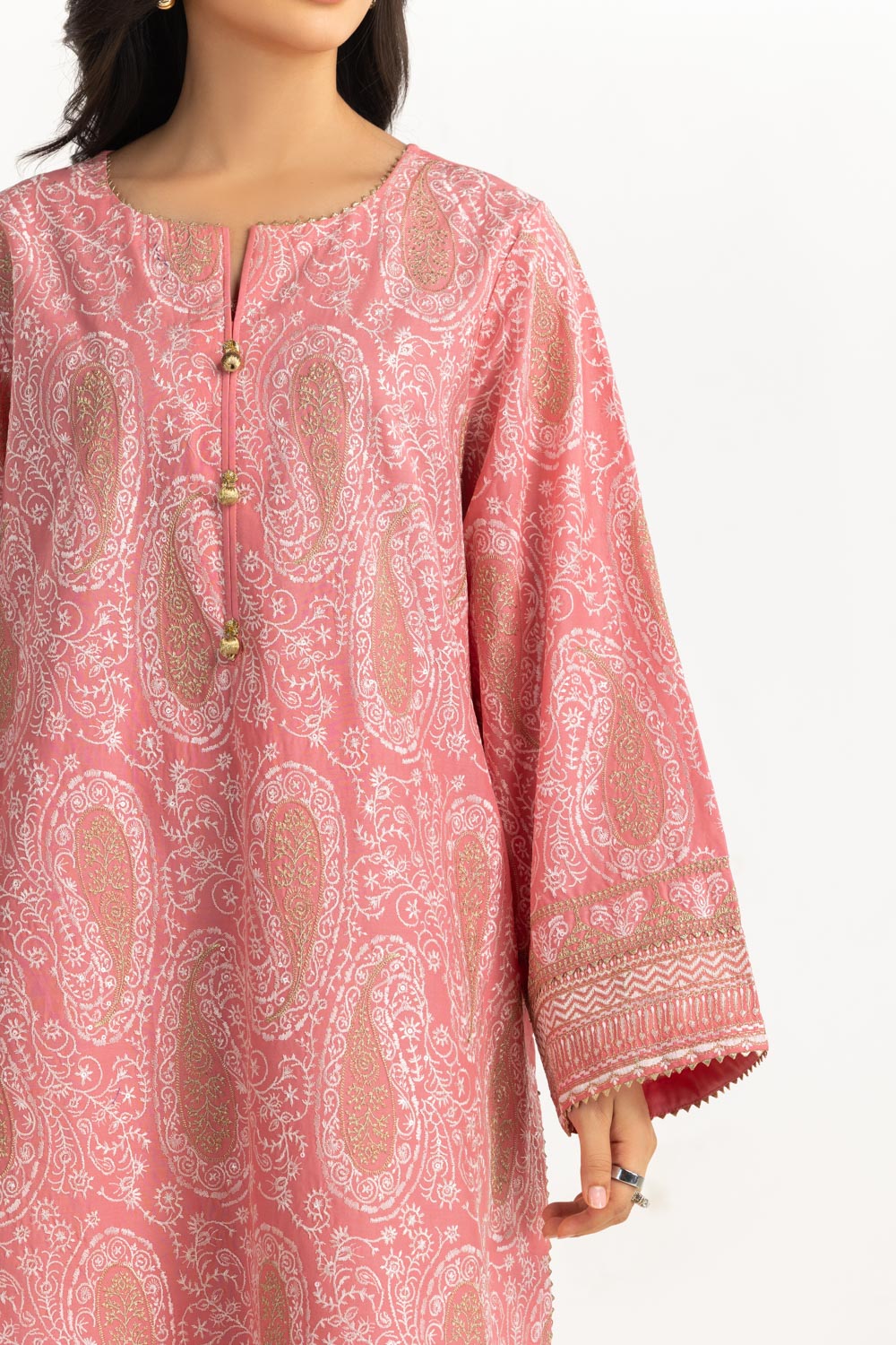 3Pc Lawn Embroidered Suit