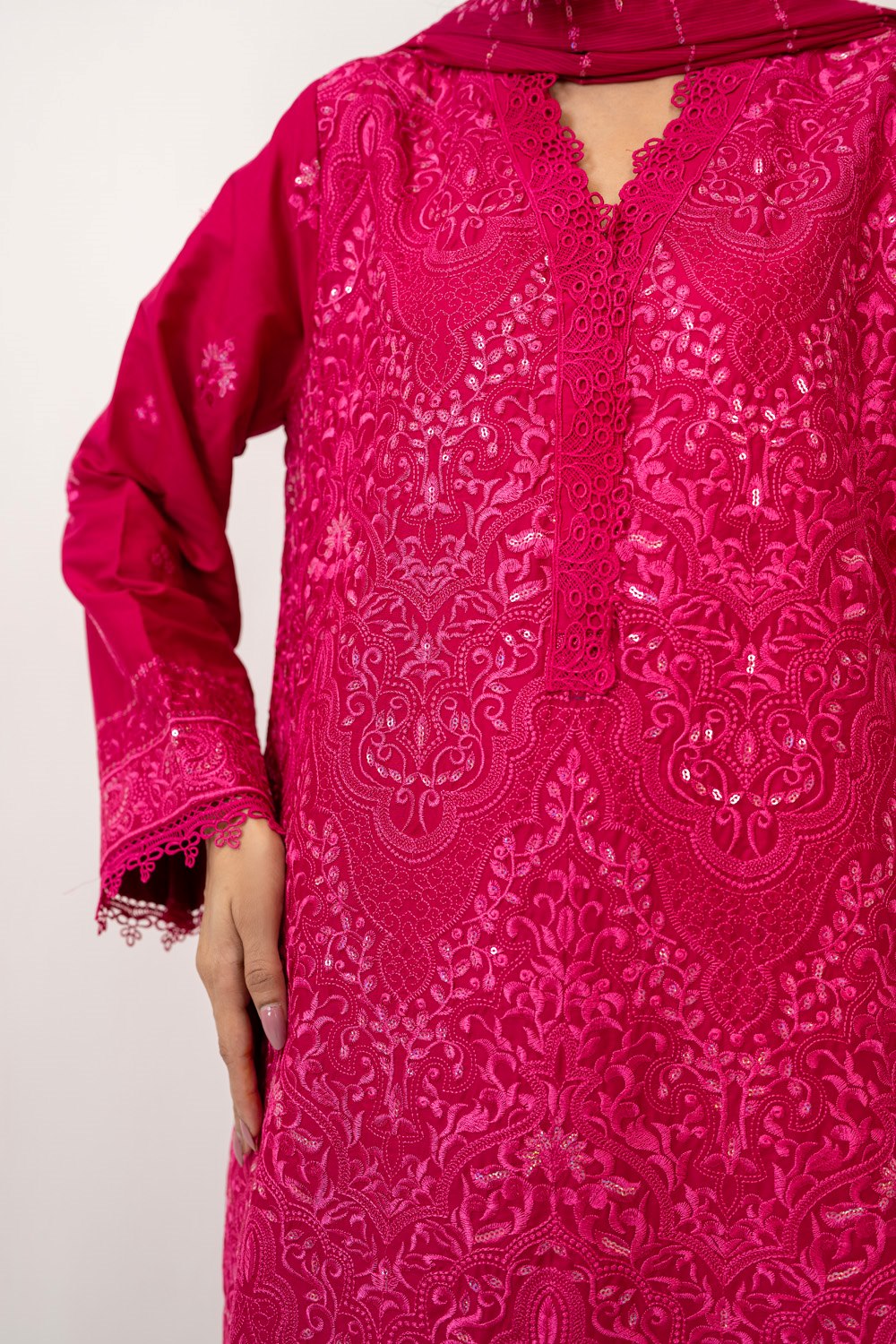3Pc Lawn Embroidered Suit