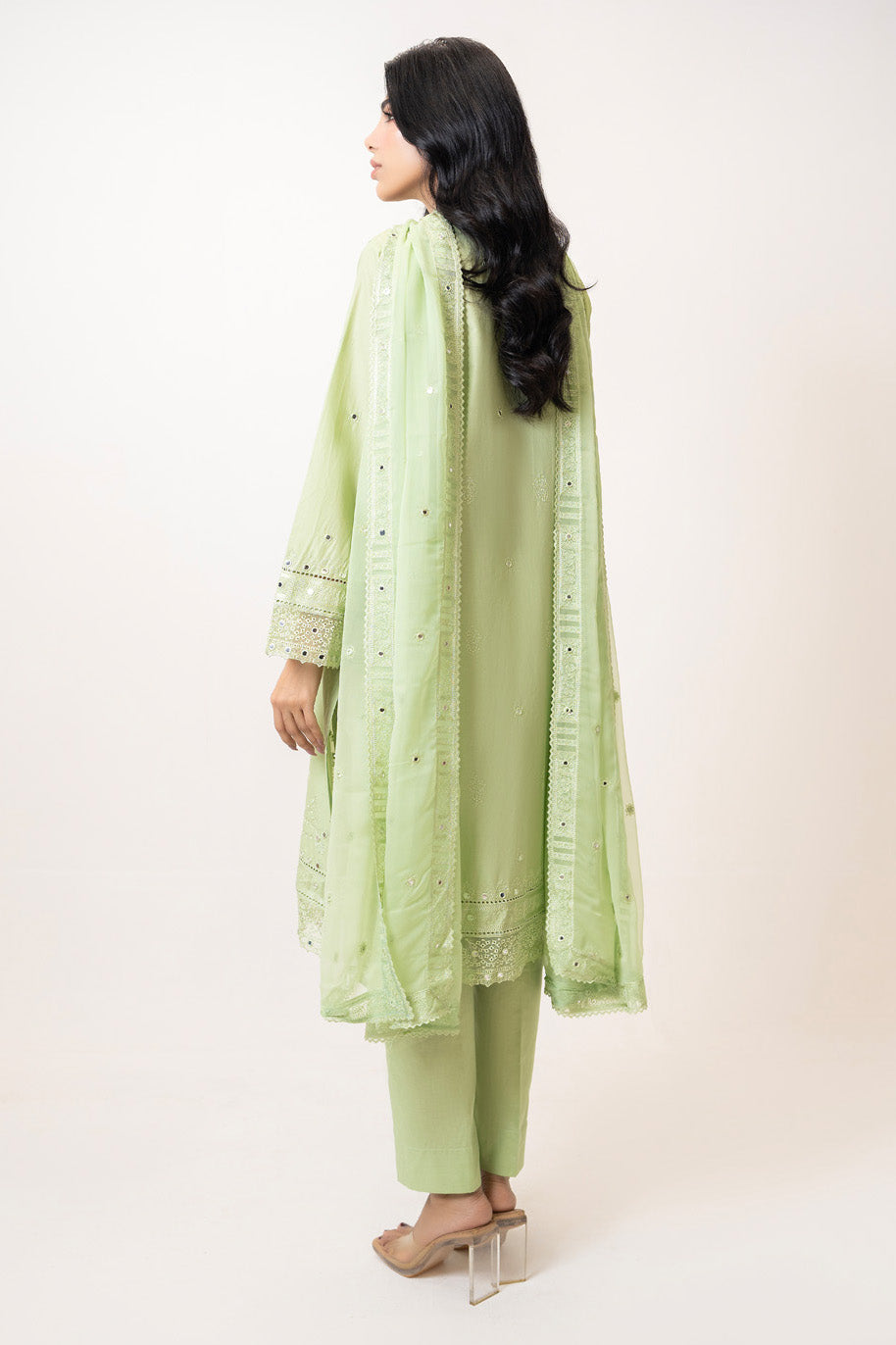 3Pc Lawn Embroidered Suit