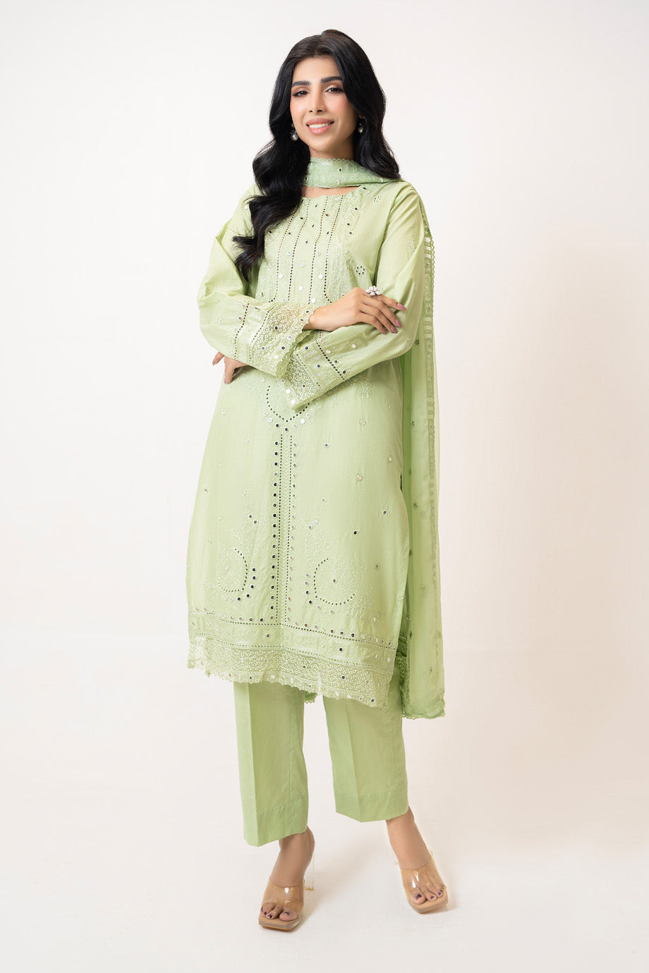 3Pc Lawn Embroidered Suit
