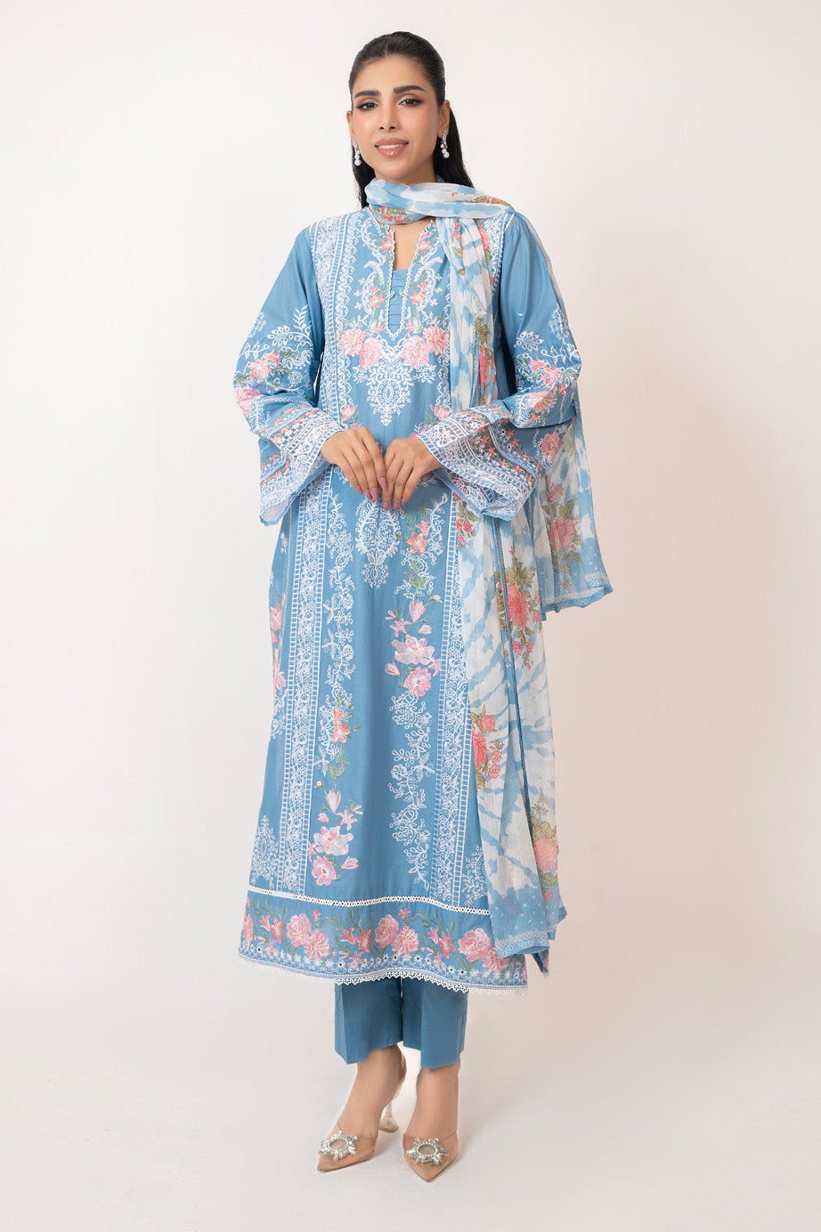 3PC Lawn Embroidered Suit