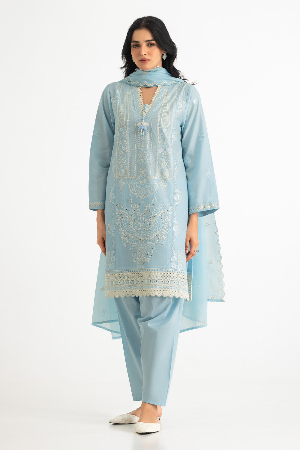 3Pc Lawn Embroidered Suit
